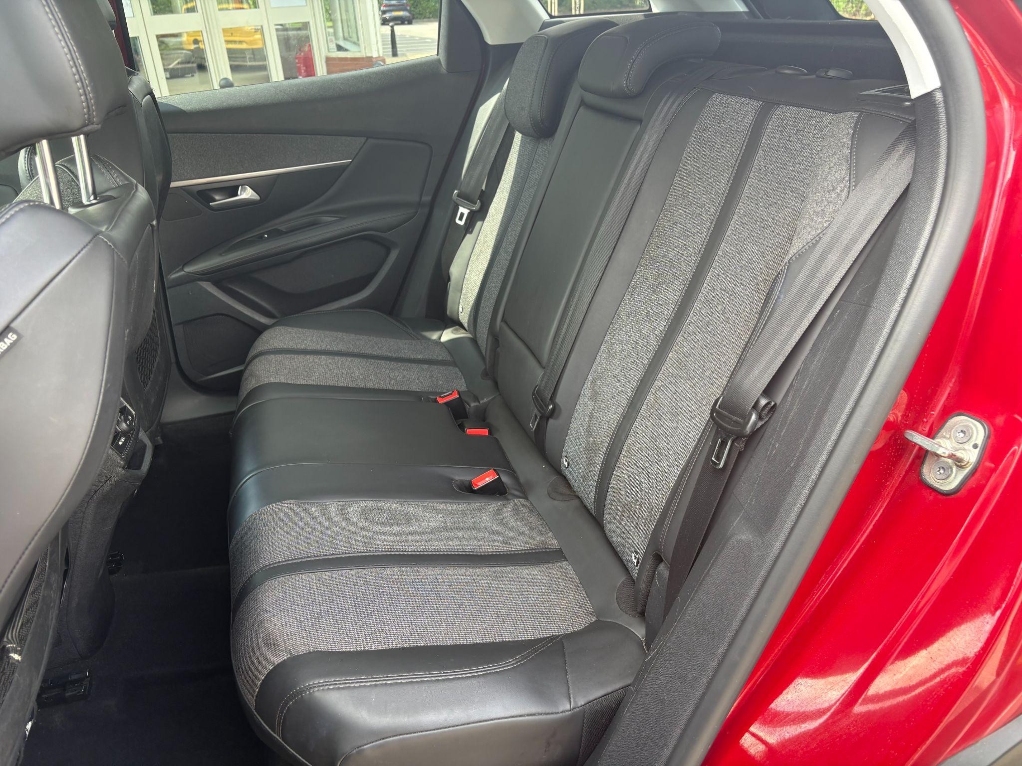 Peugeot 3008 Image 15