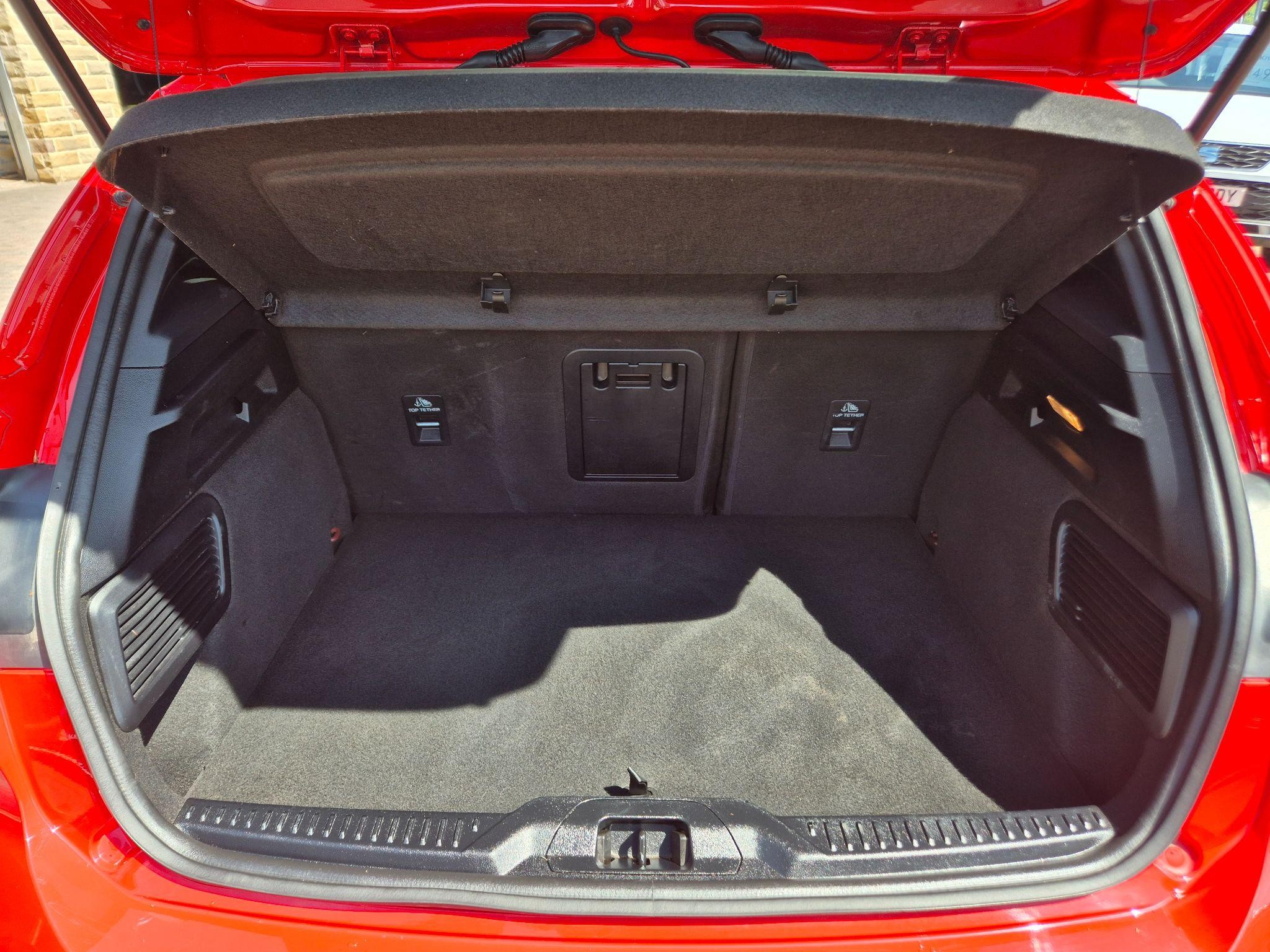 Ford Focus Image 10