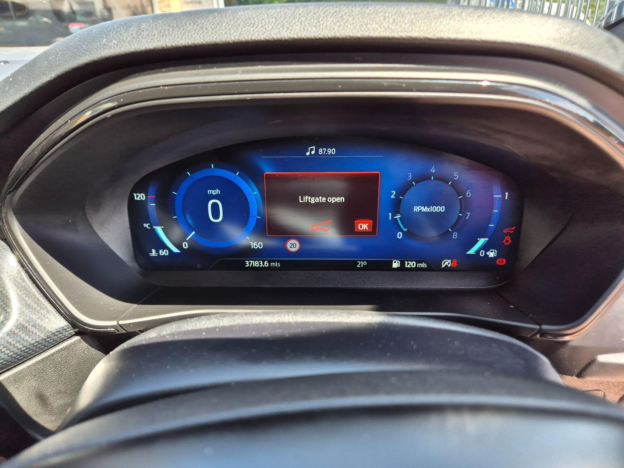 Ford Focus Image 12