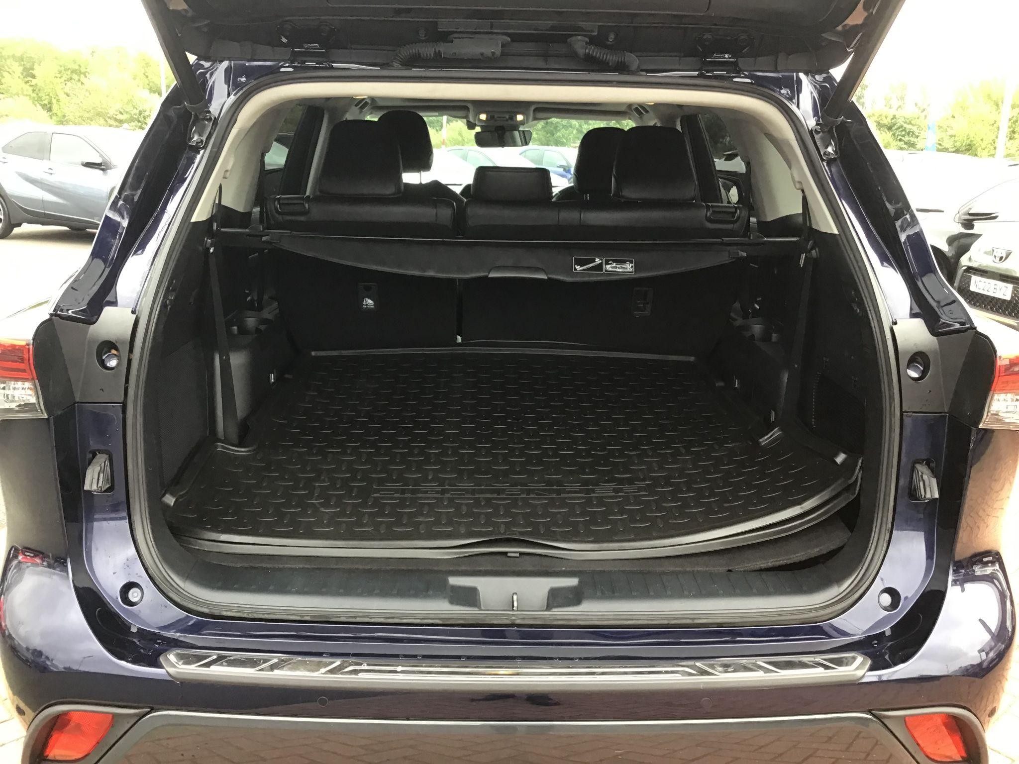 Toyota Highlander Image 12