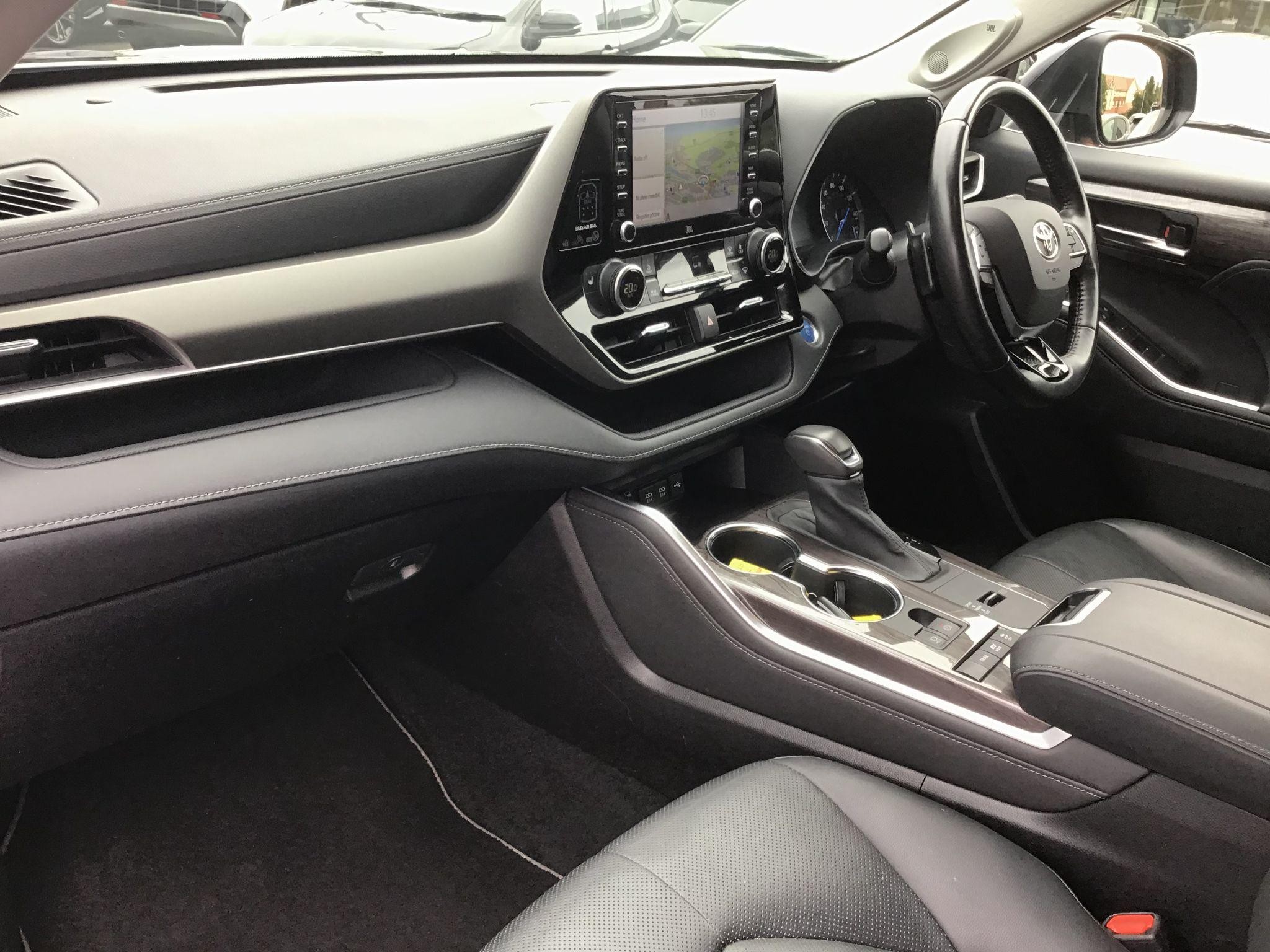 Toyota Highlander Image 13