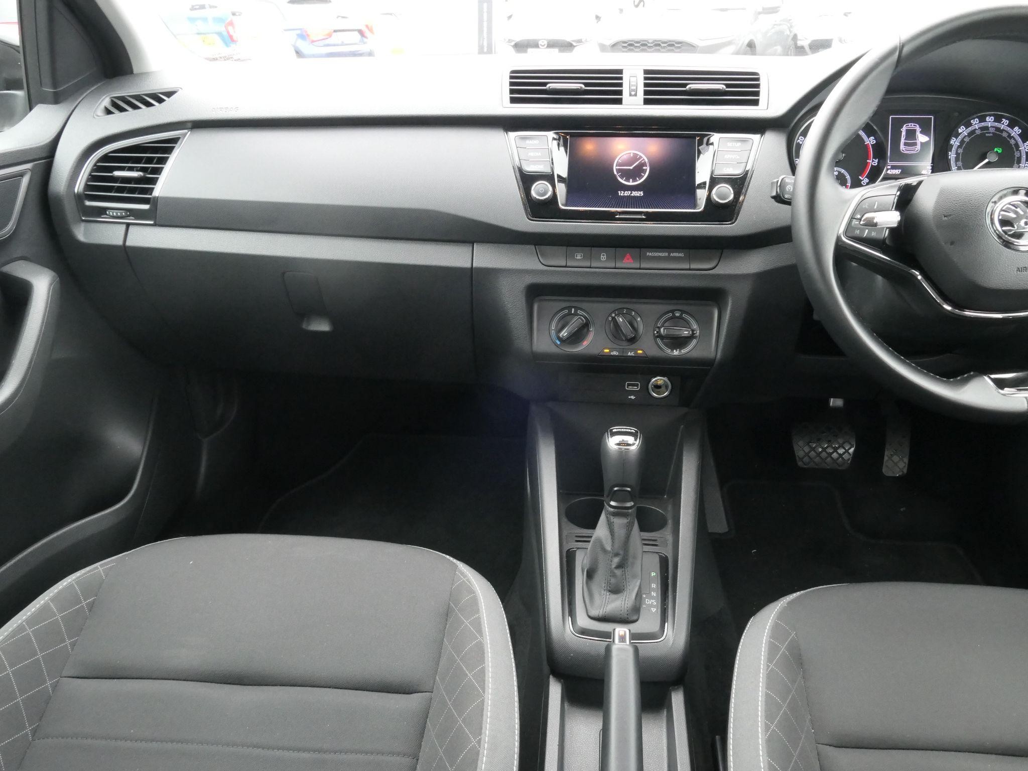 Skoda Fabia Image 11