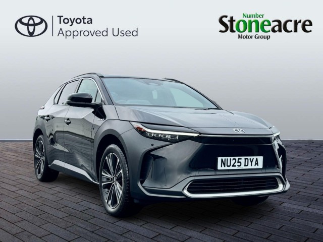 Toyota bZ4X 71.4 kWh Vision Auto AWD 5dr (11kW OBC) NU25DYA Image 1