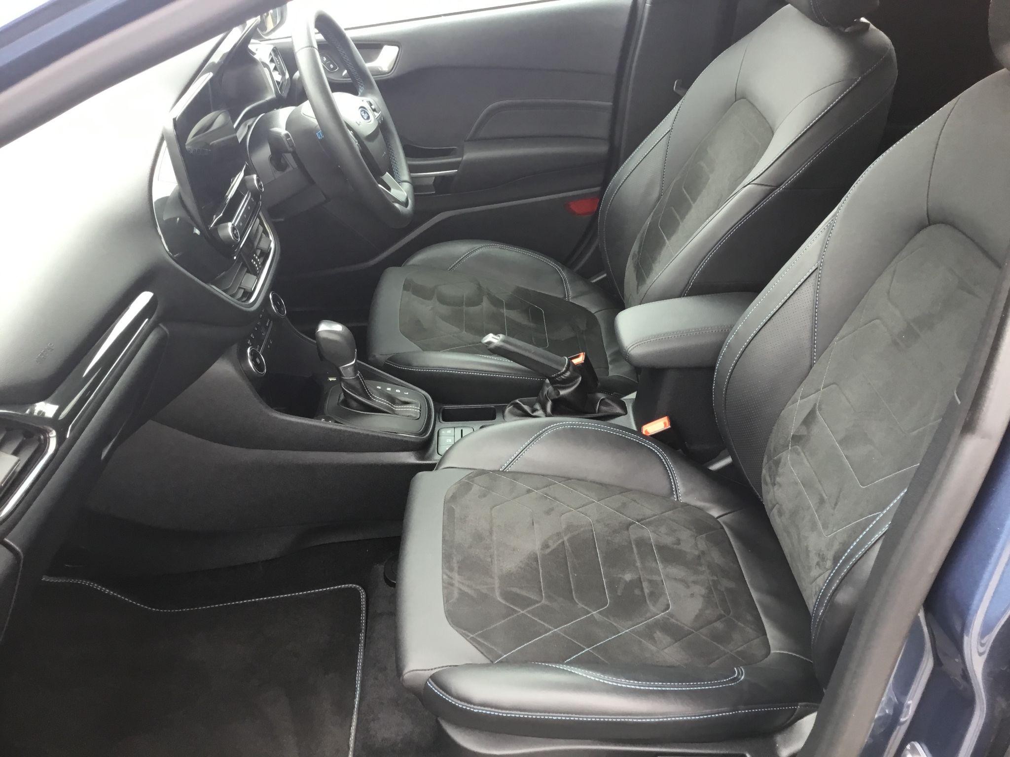 Ford Fiesta Image 18