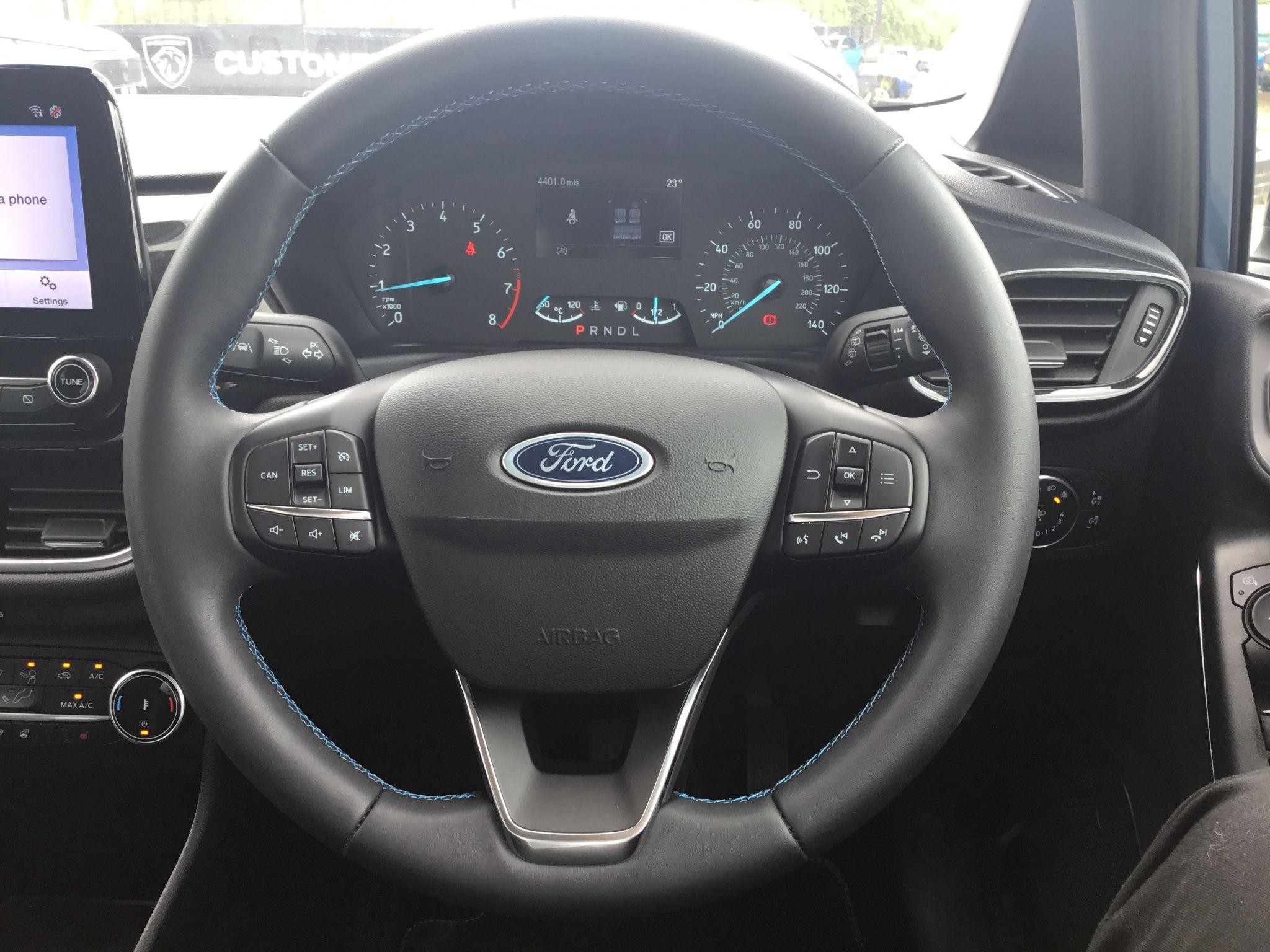 Ford Fiesta Image 22
