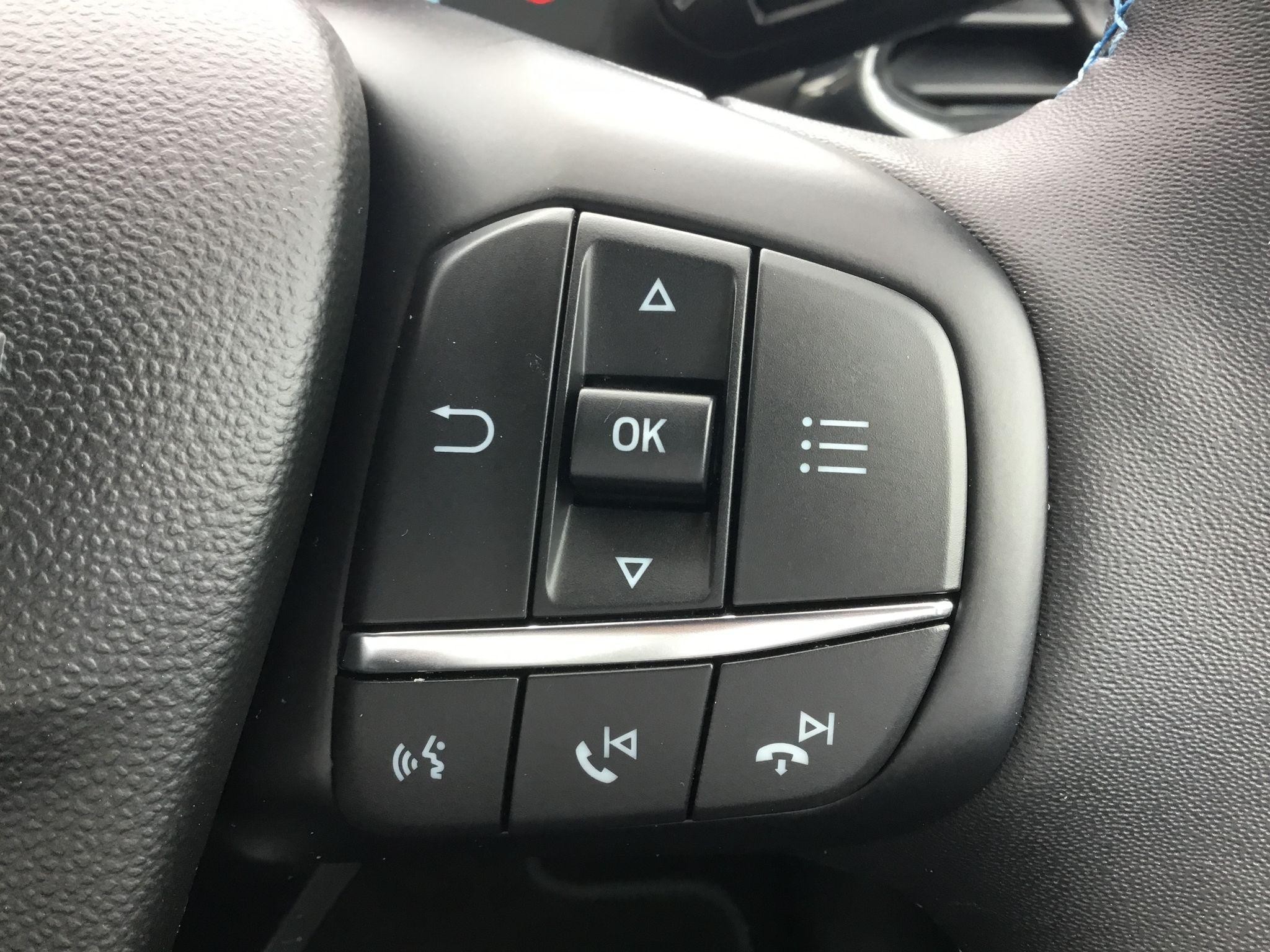 Ford Fiesta Image 24