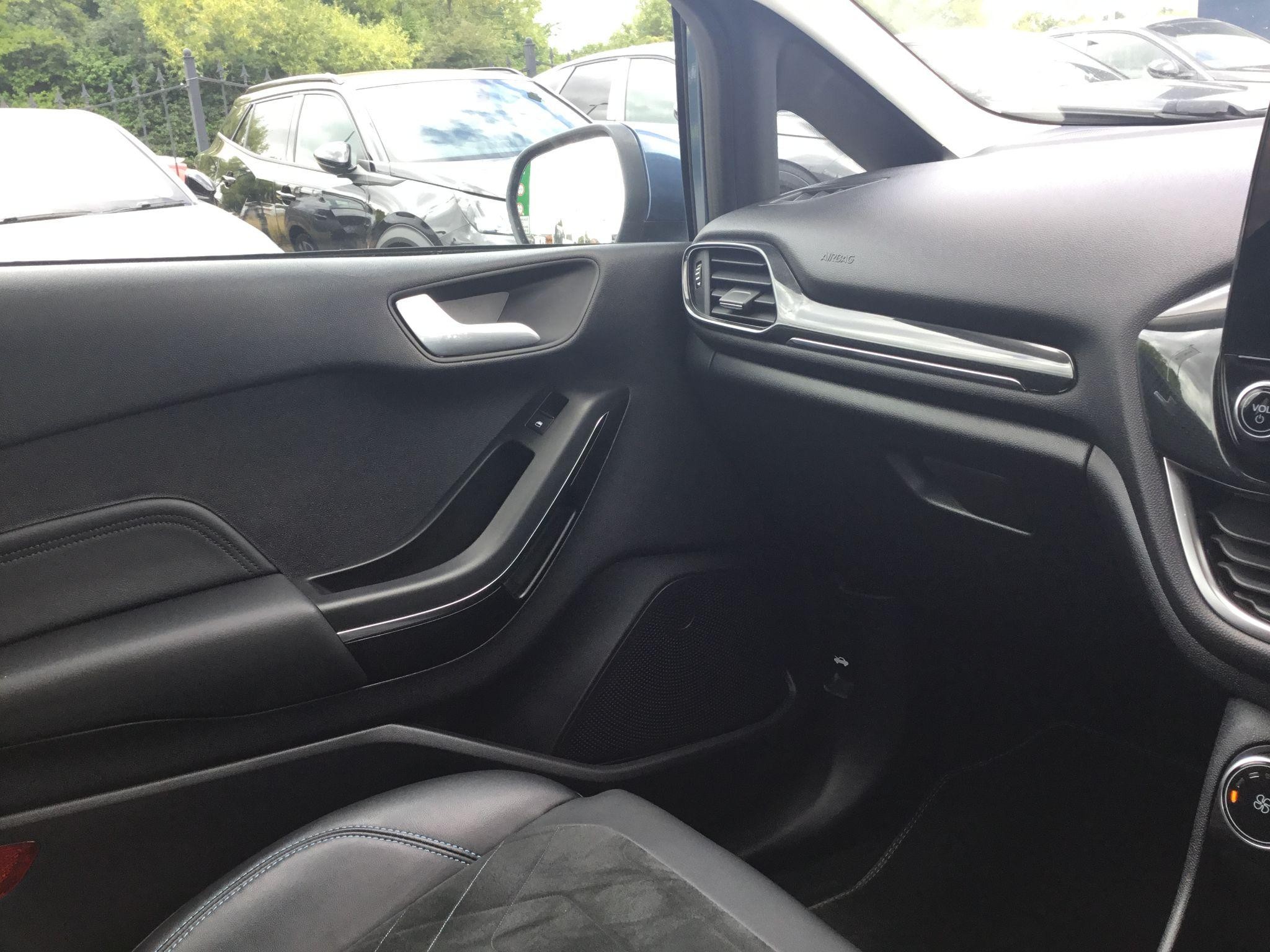Ford Fiesta Image 39