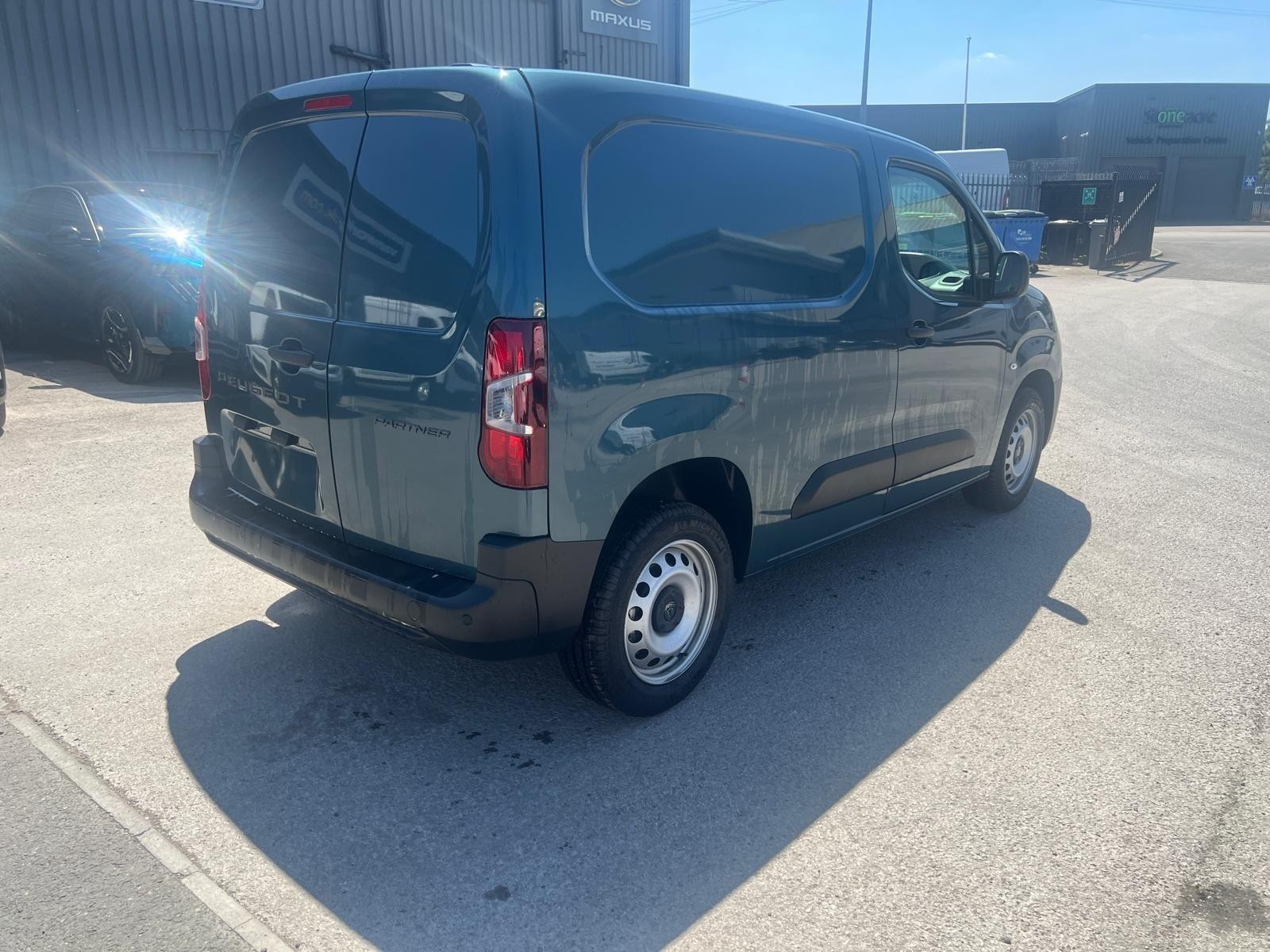 Peugeot Partner Image 4