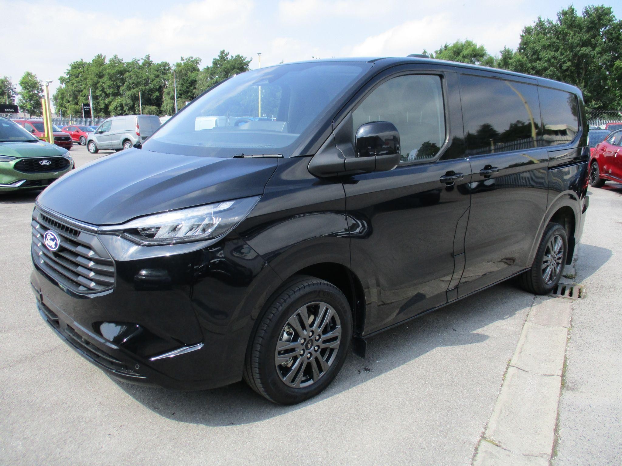 Ford Transit Custom Image 7