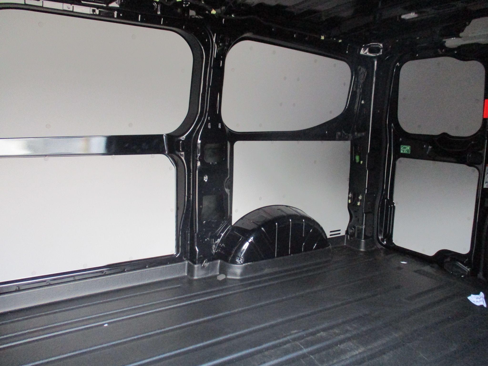 Ford Transit Custom Image 14