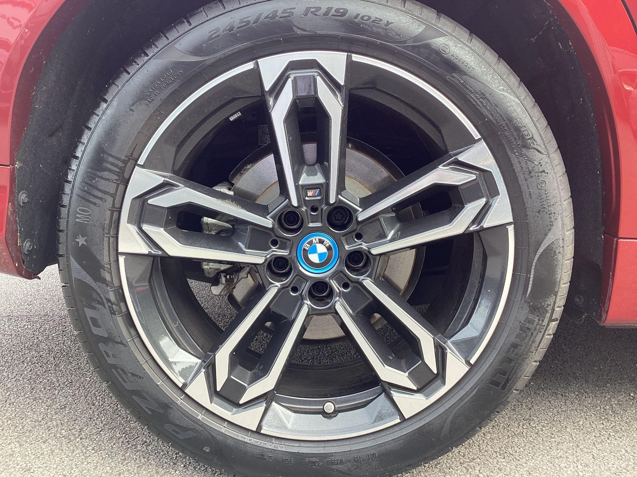 BMW iX2 Image 9