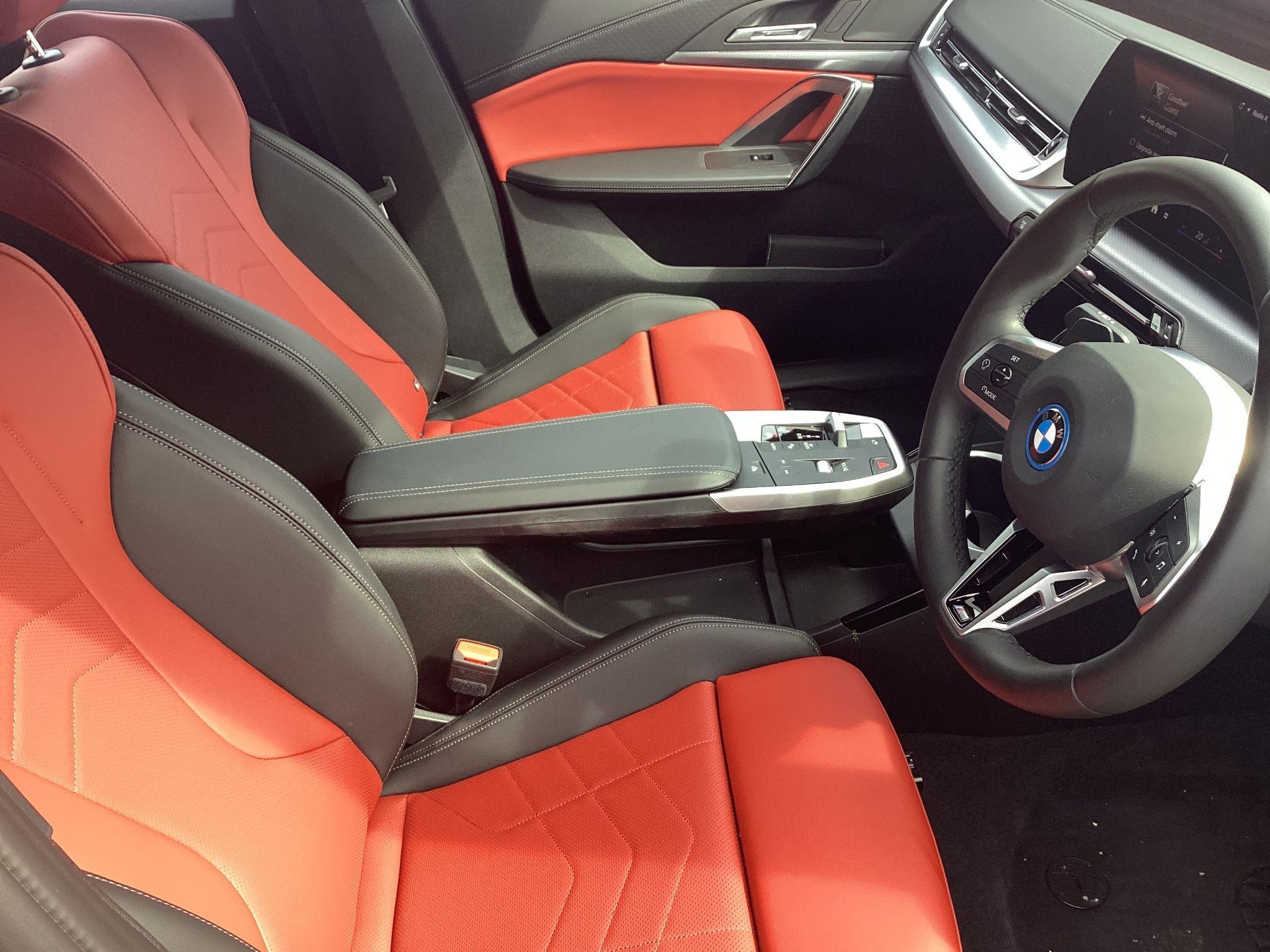 BMW iX2 Image 11