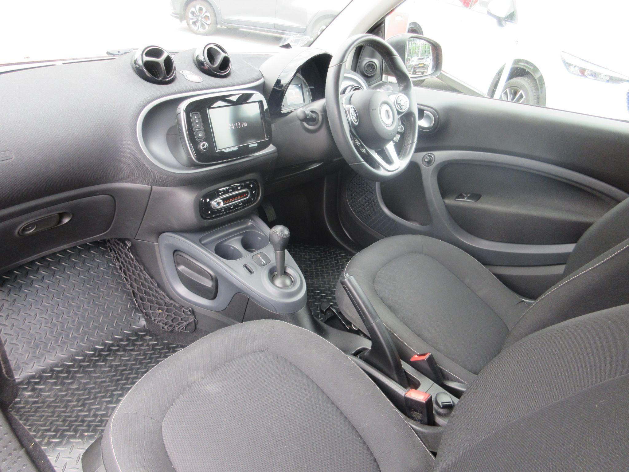 Smart FORTWO Image 10