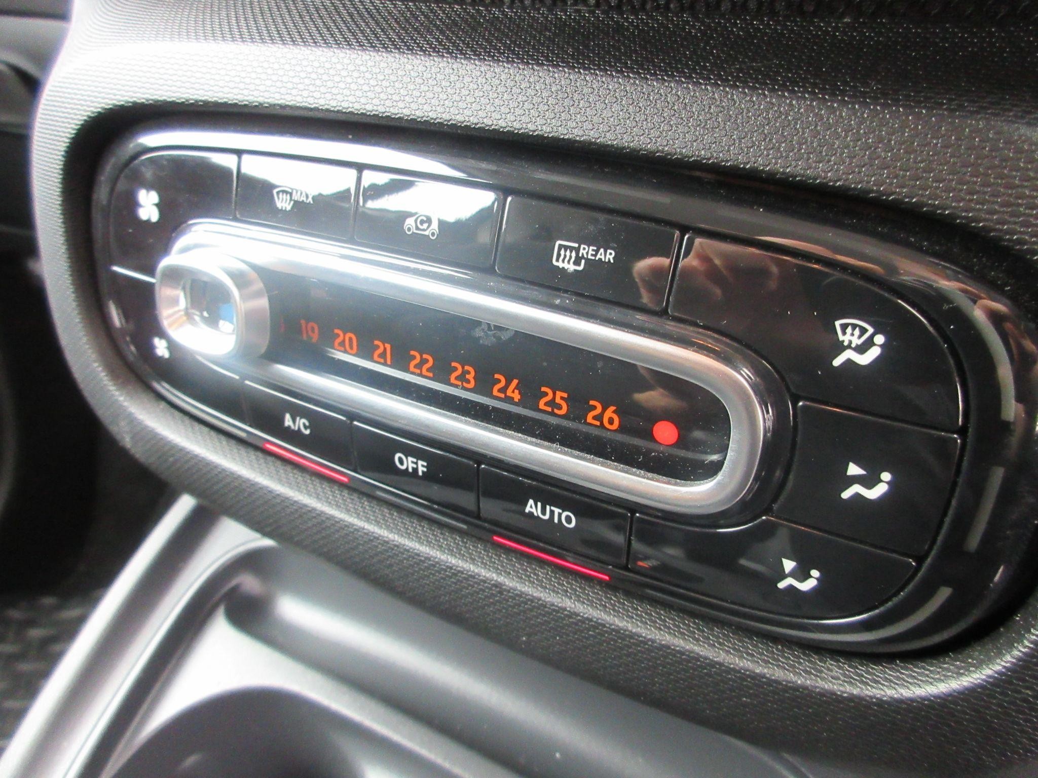 Smart FORTWO Image 18