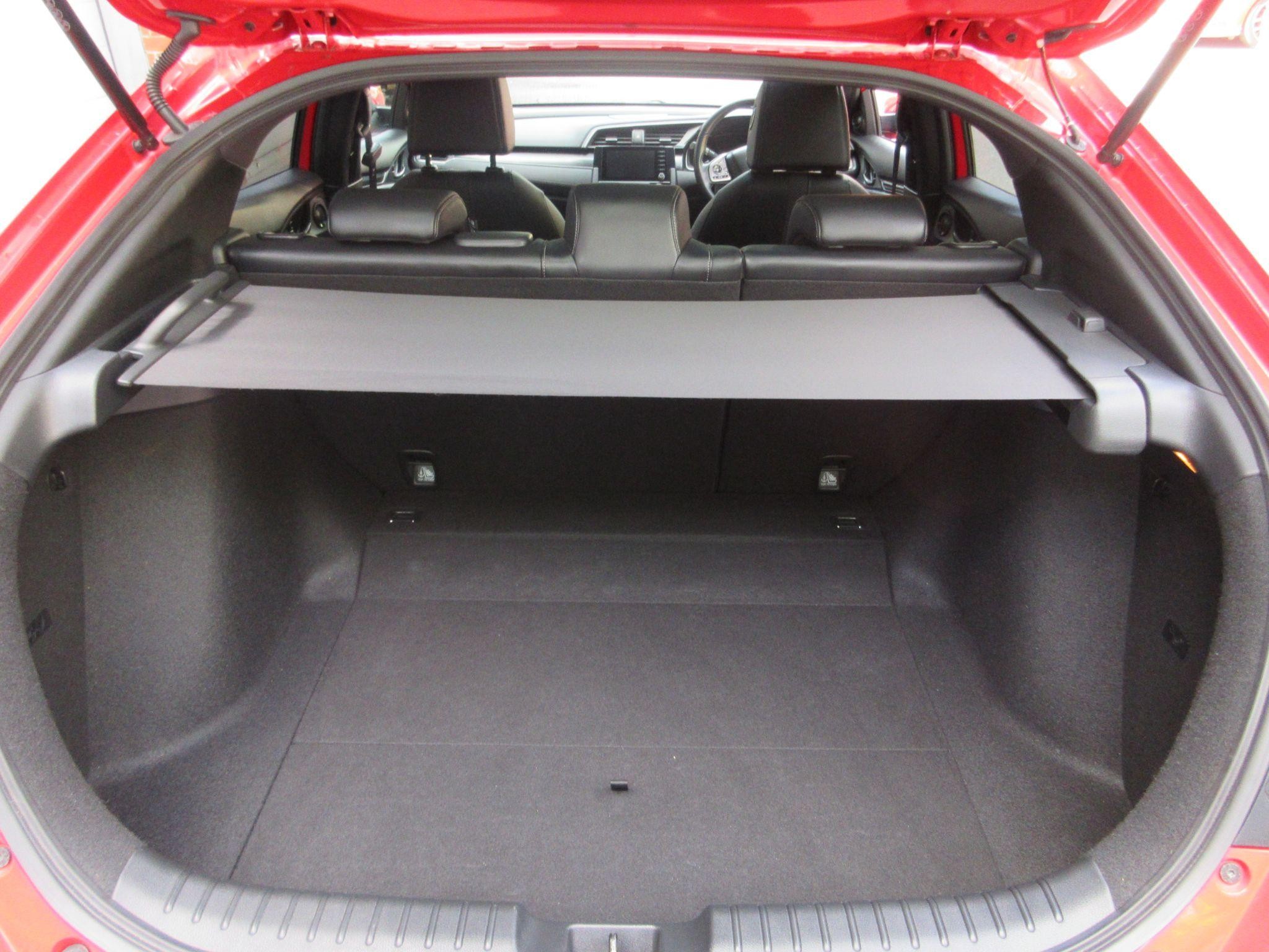 Honda Civic Image 11