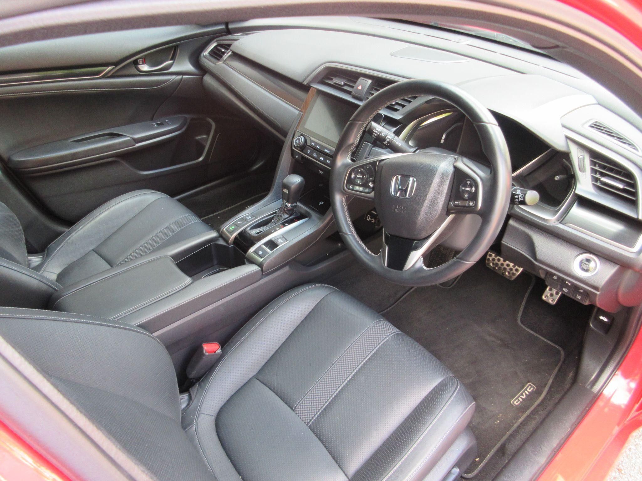 Honda Civic Image 14