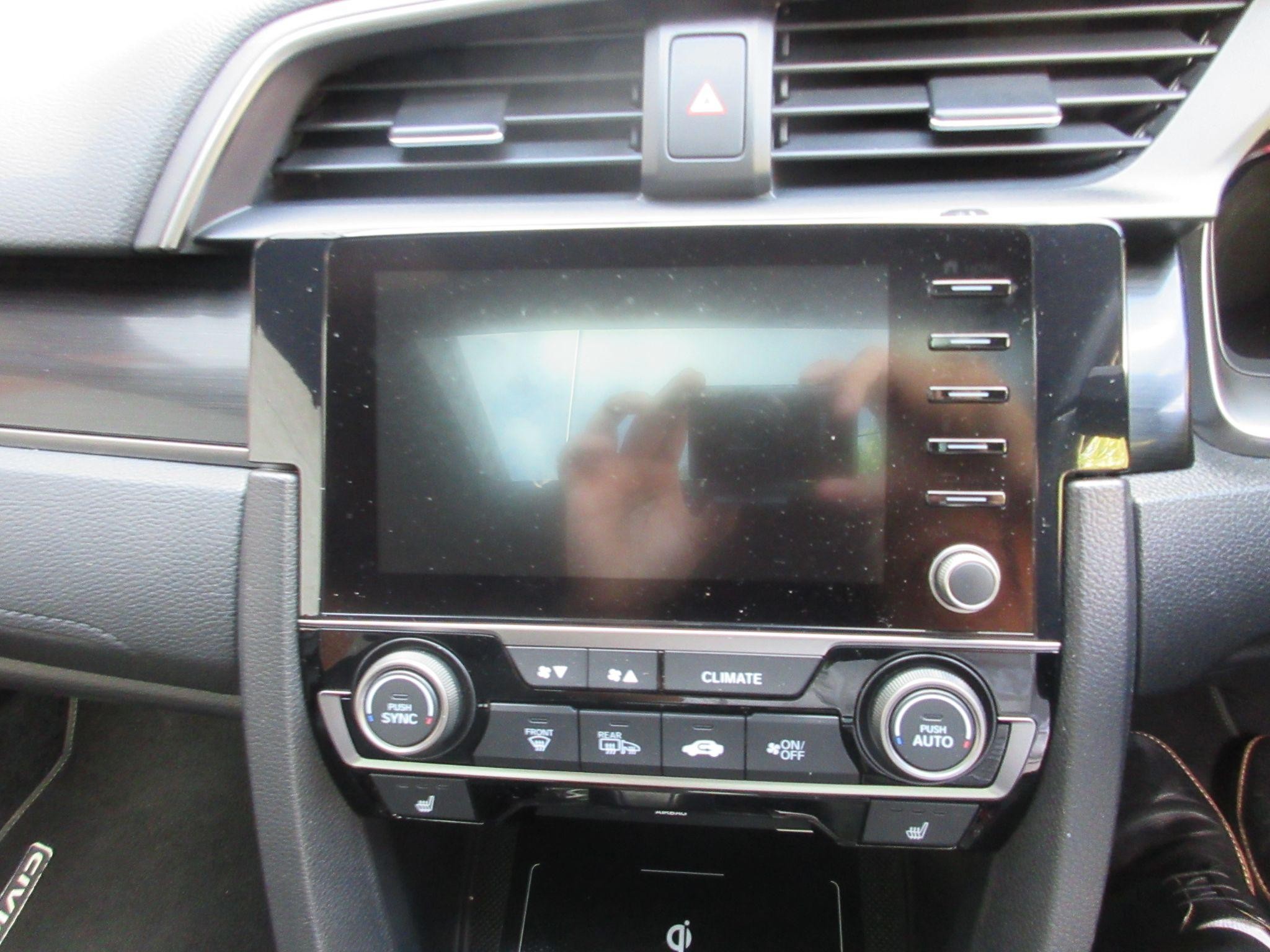 Honda Civic Image 18