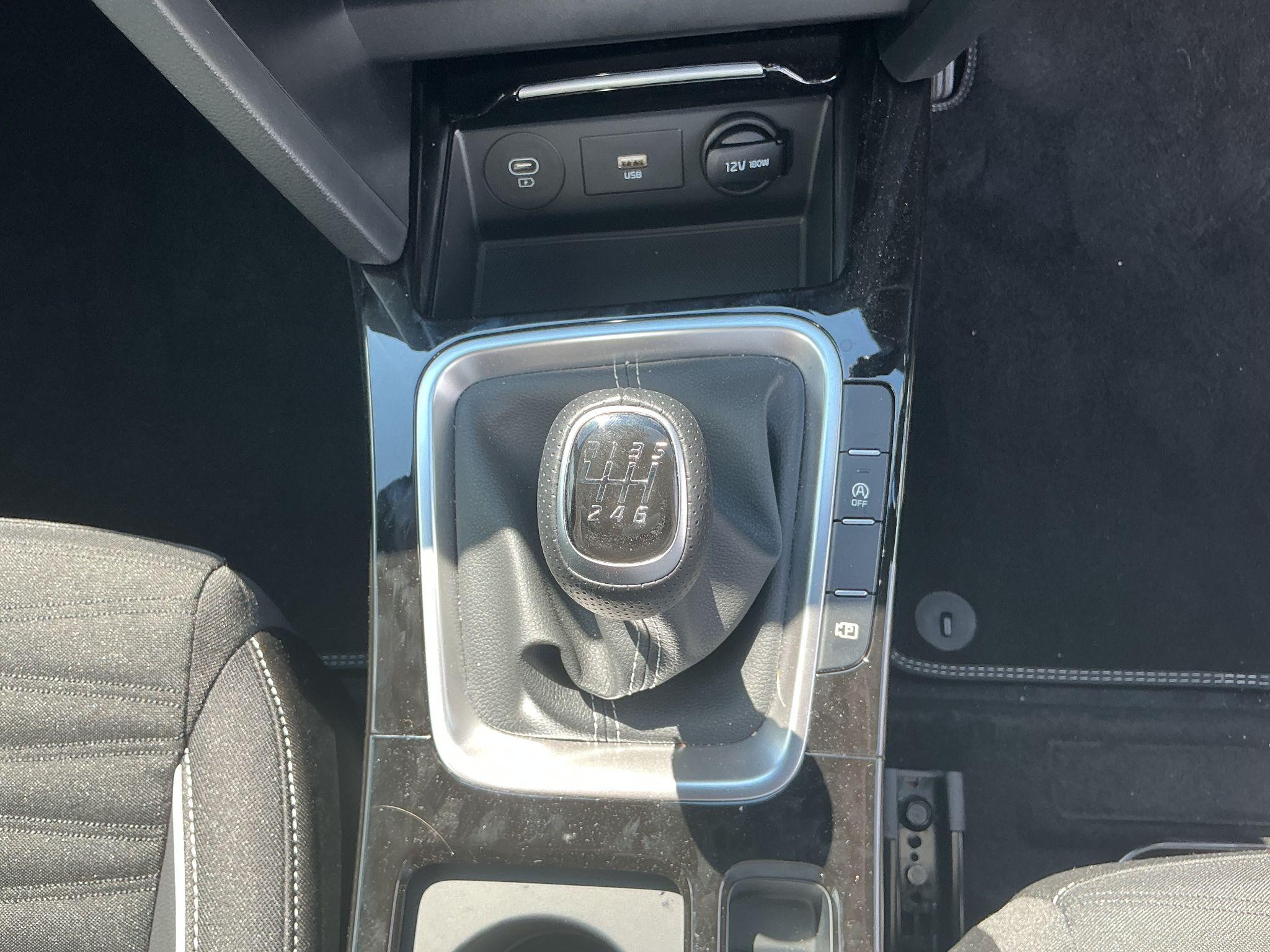 Kia Ceed Image 12