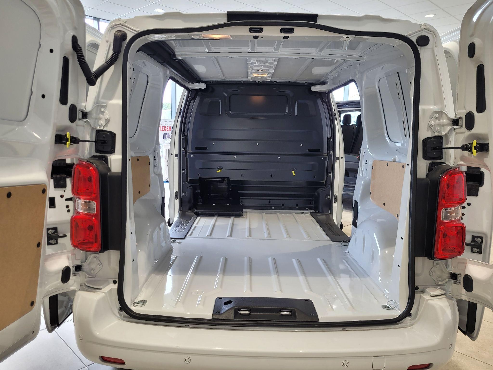 Peugeot Expert Image 3