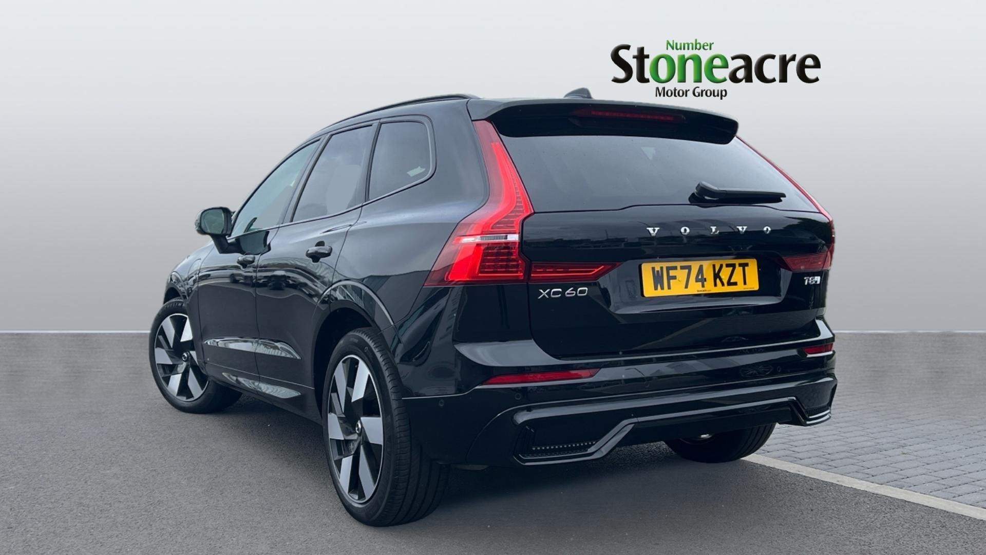 Volvo XC60 Image 2