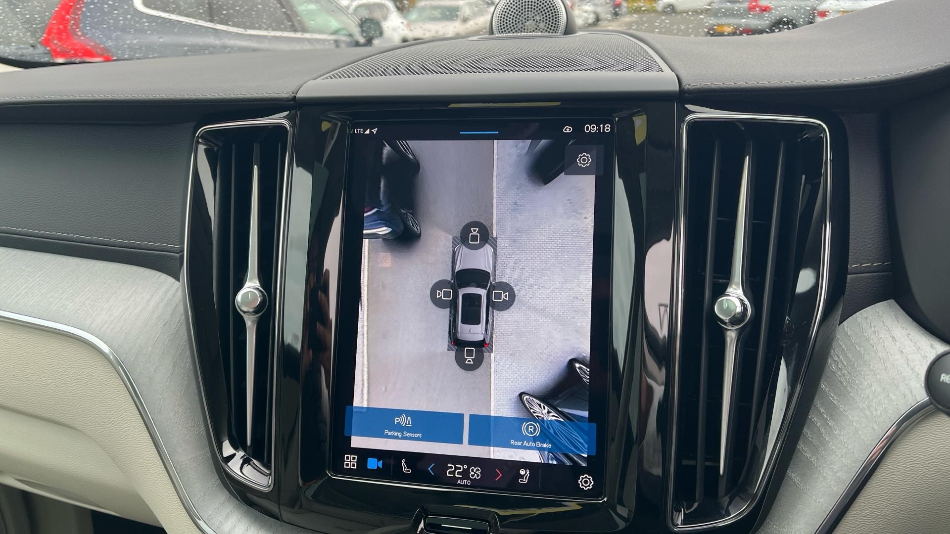 Volvo XC60 Image 19