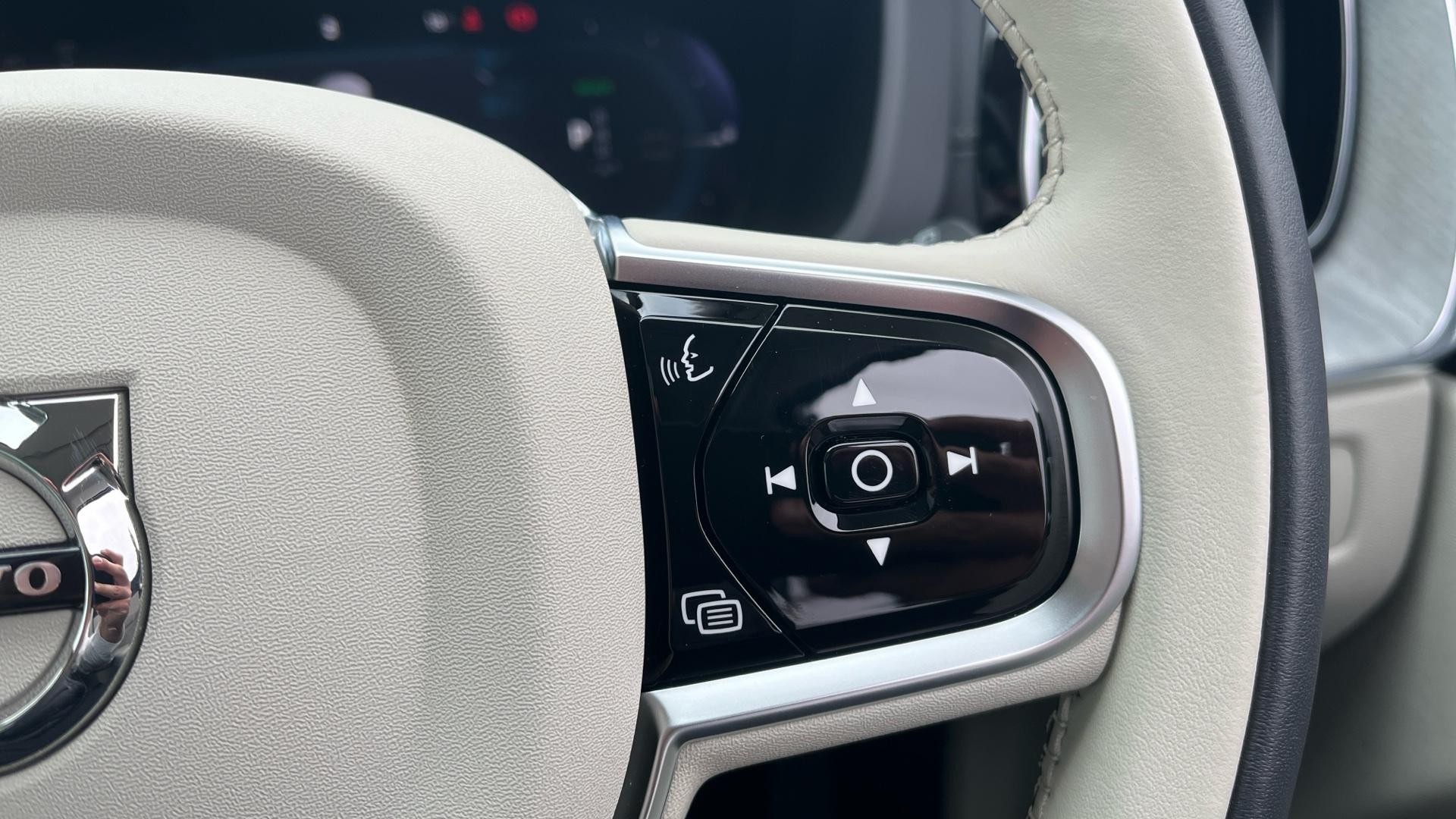 Volvo XC60 Image 22