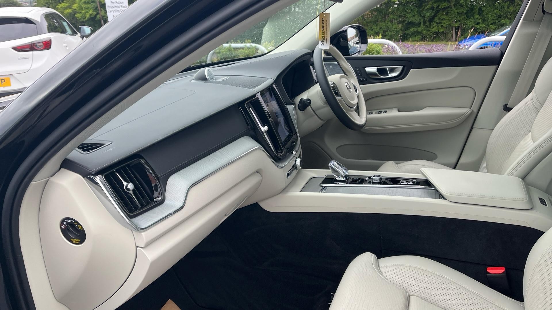 Volvo XC60 Image 46