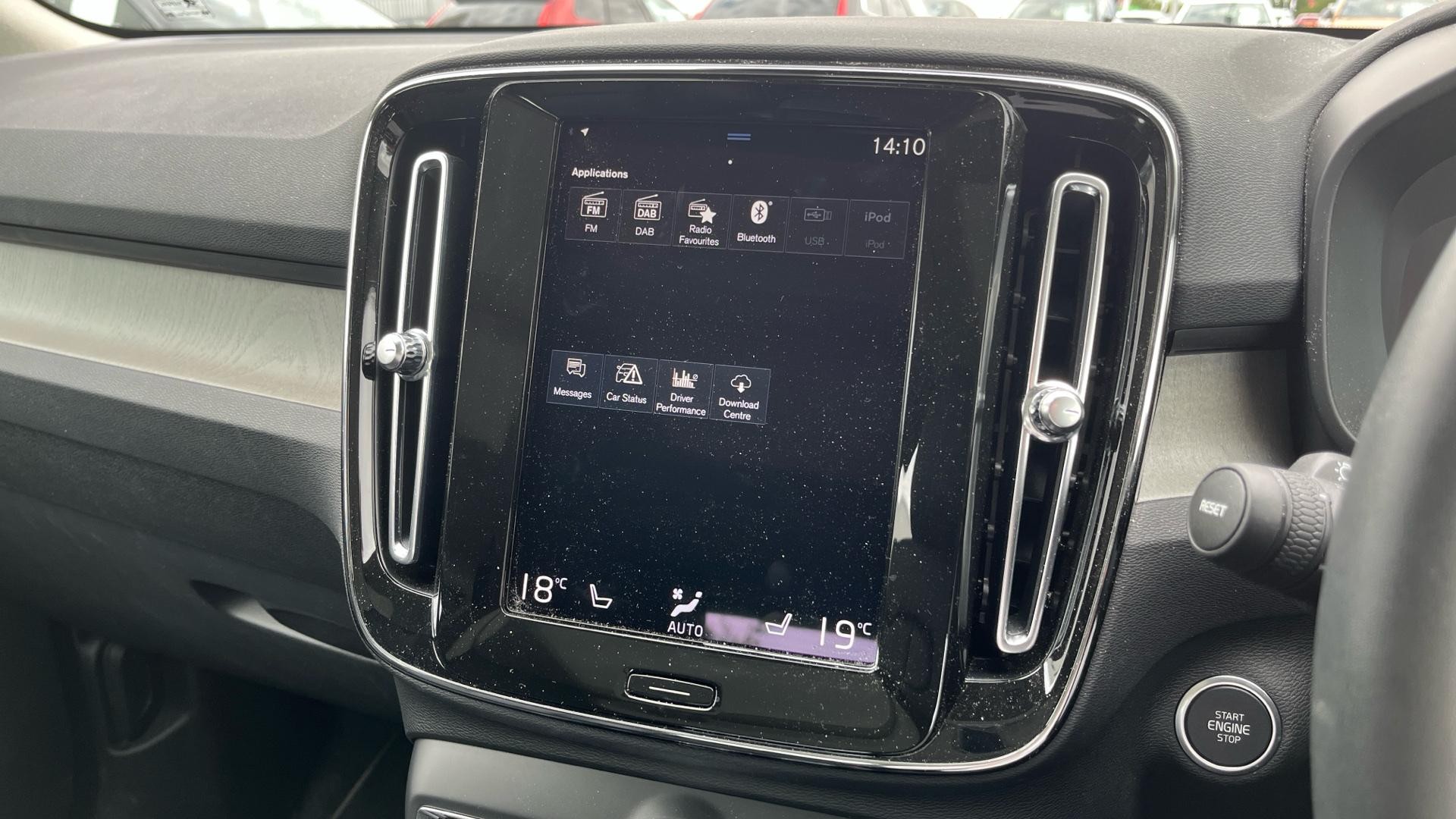 Volvo XC40 Image 12