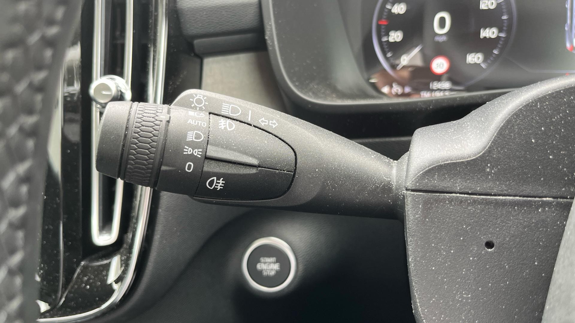 Volvo XC40 Image 17