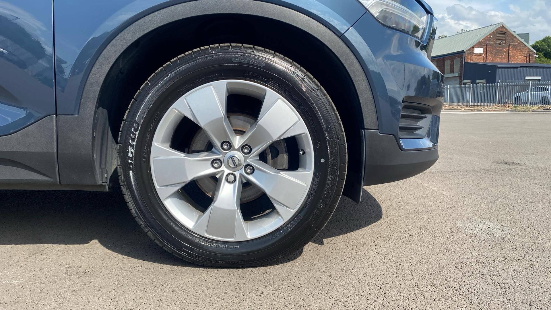 Volvo XC40 Image 9