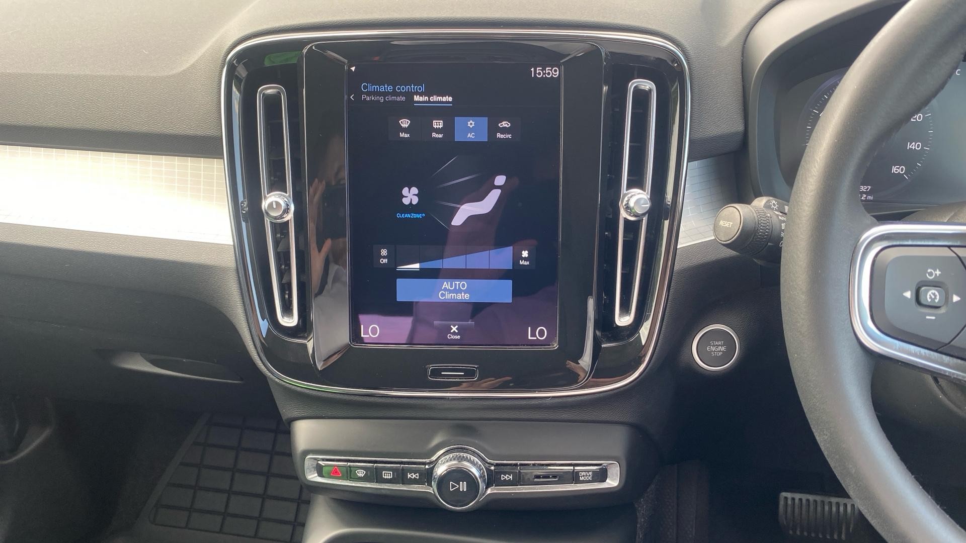 Volvo XC40 Image 14