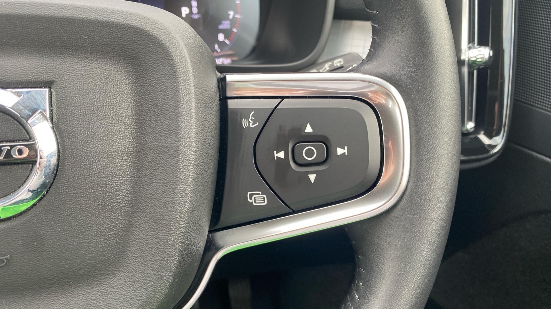 Volvo XC40 Image 21