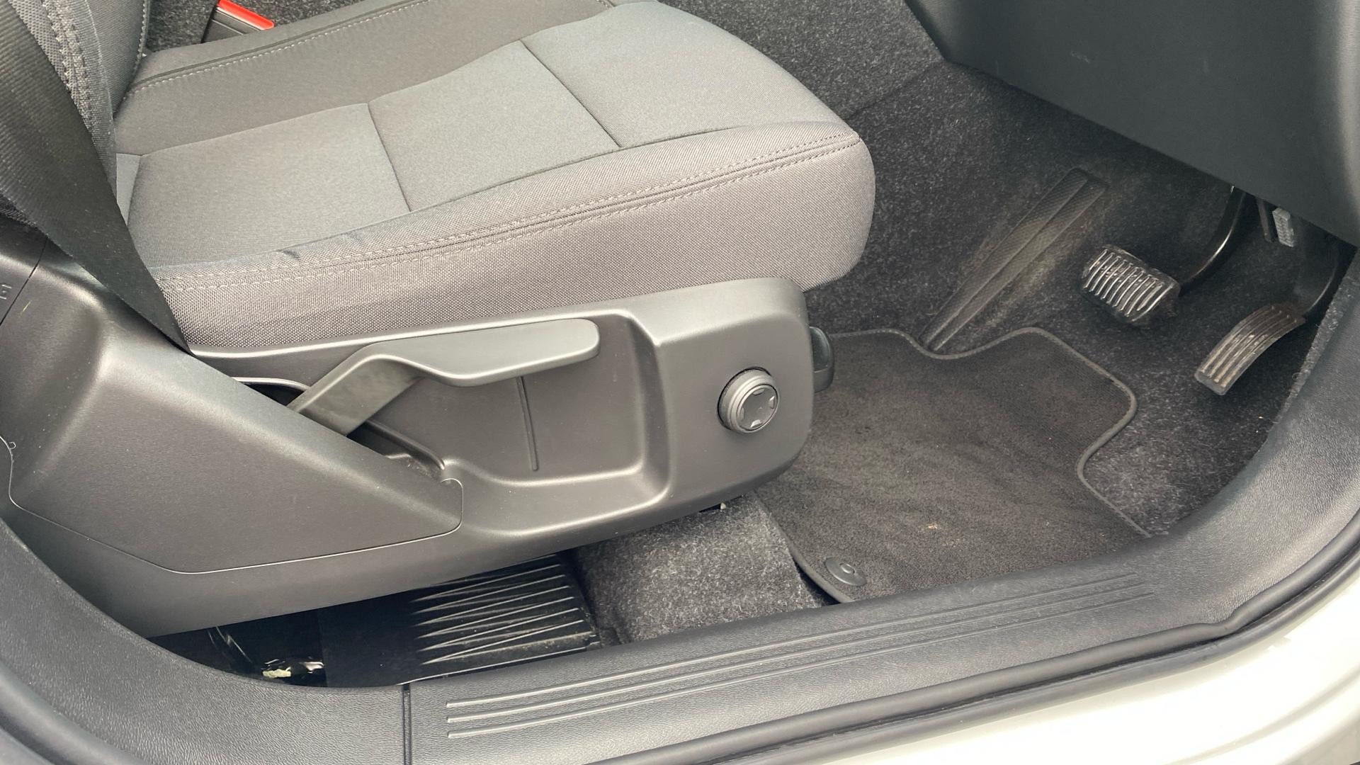Volvo XC40 Image 28