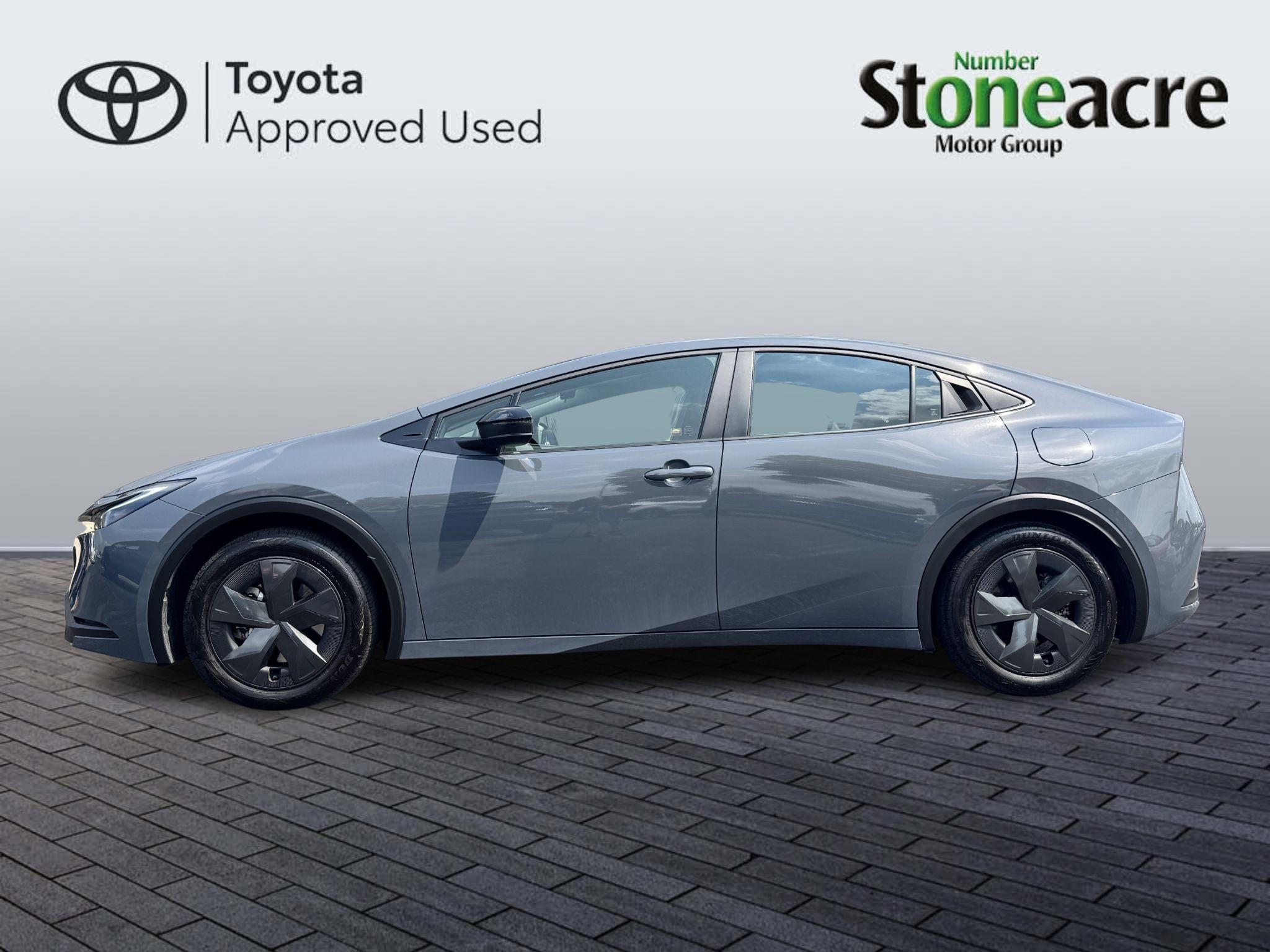 Toyota Prius Image 8