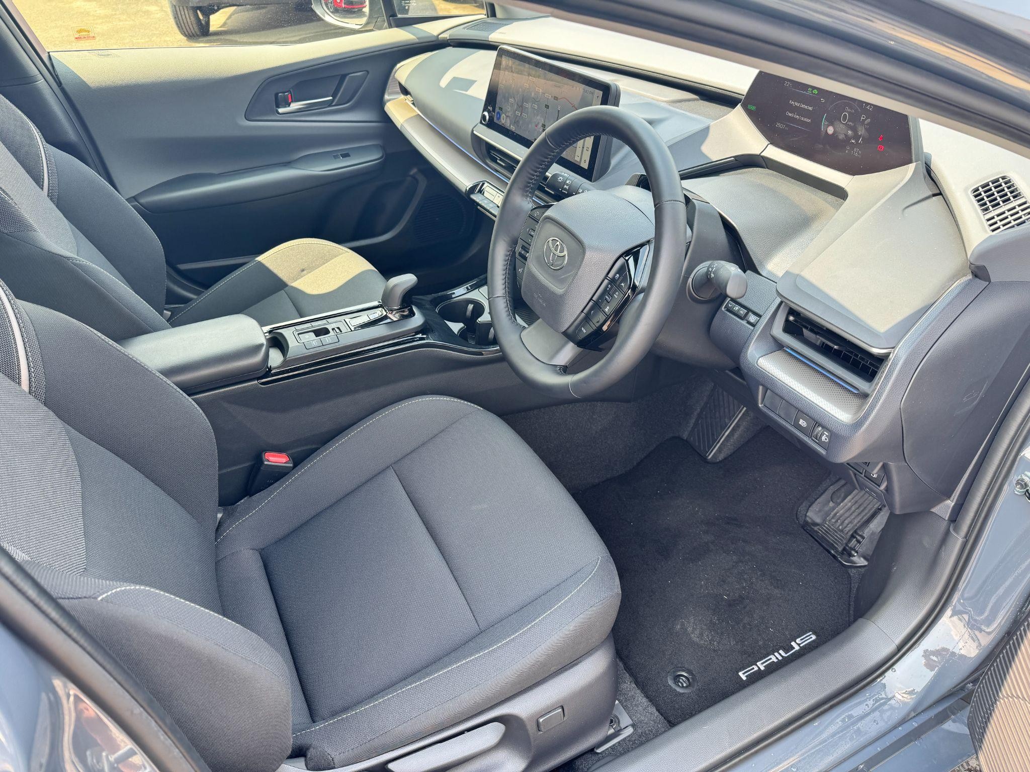 Toyota Prius Image 13