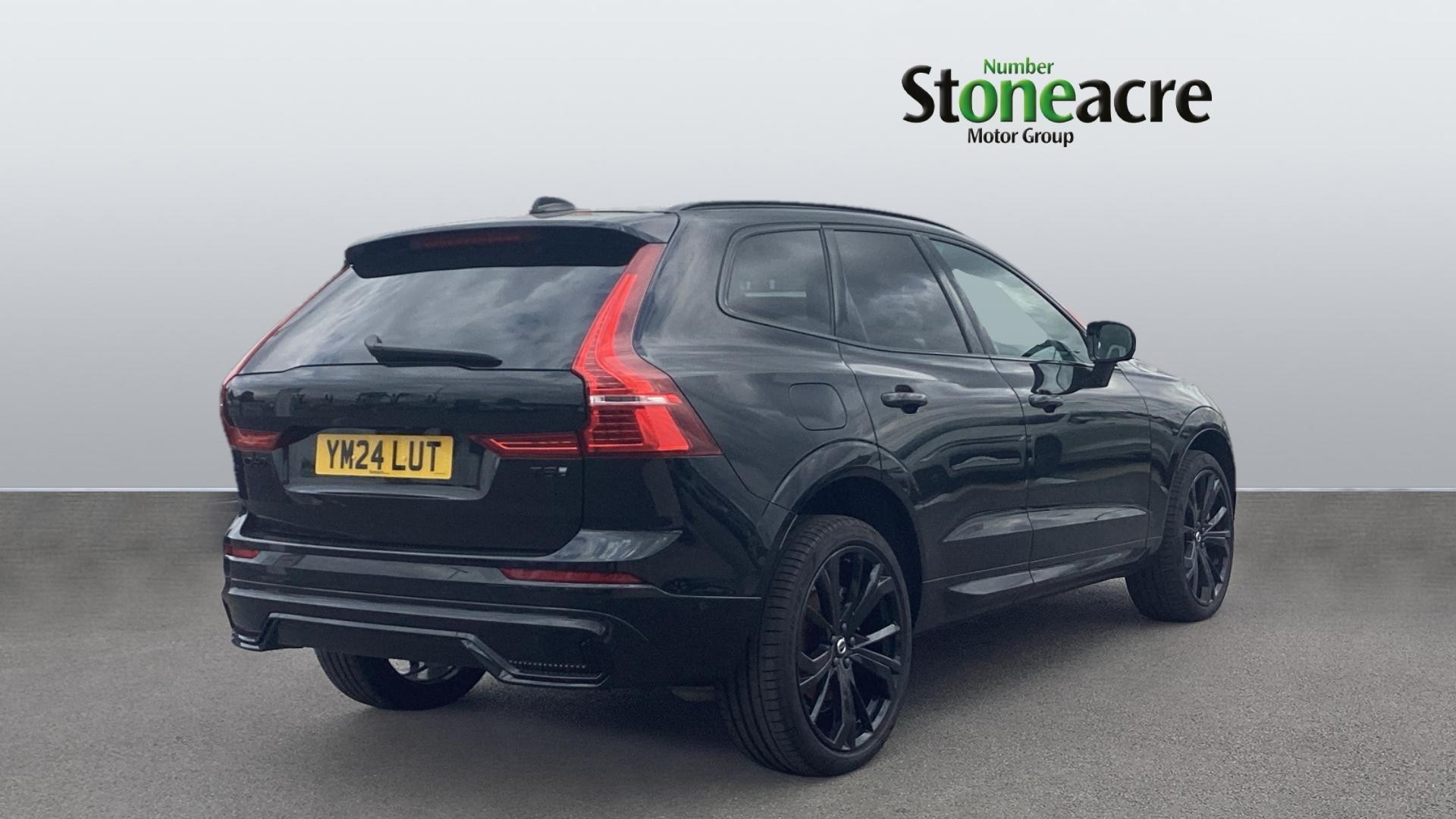 Volvo XC60 Image 2