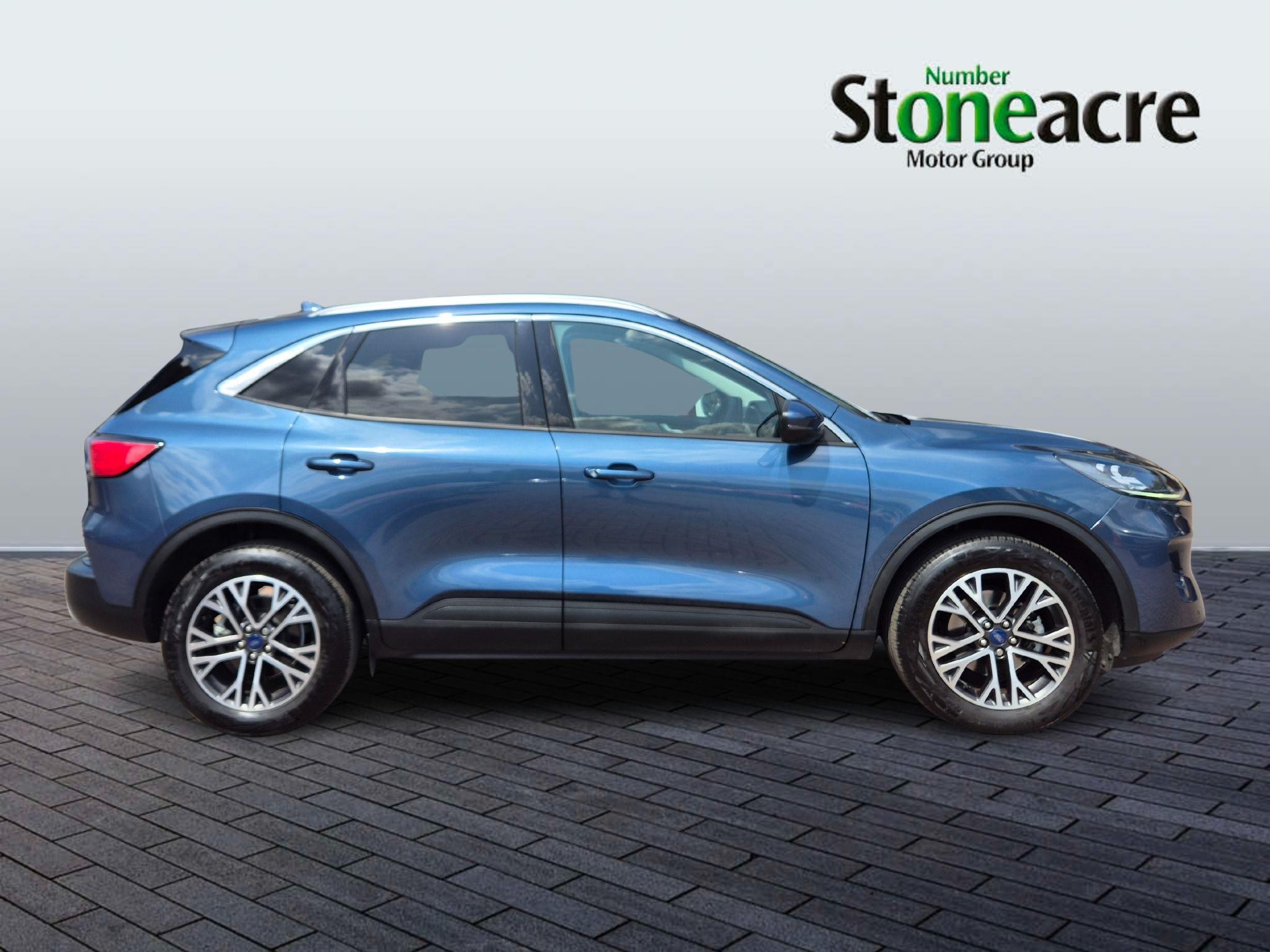 Ford Kuga Image 2