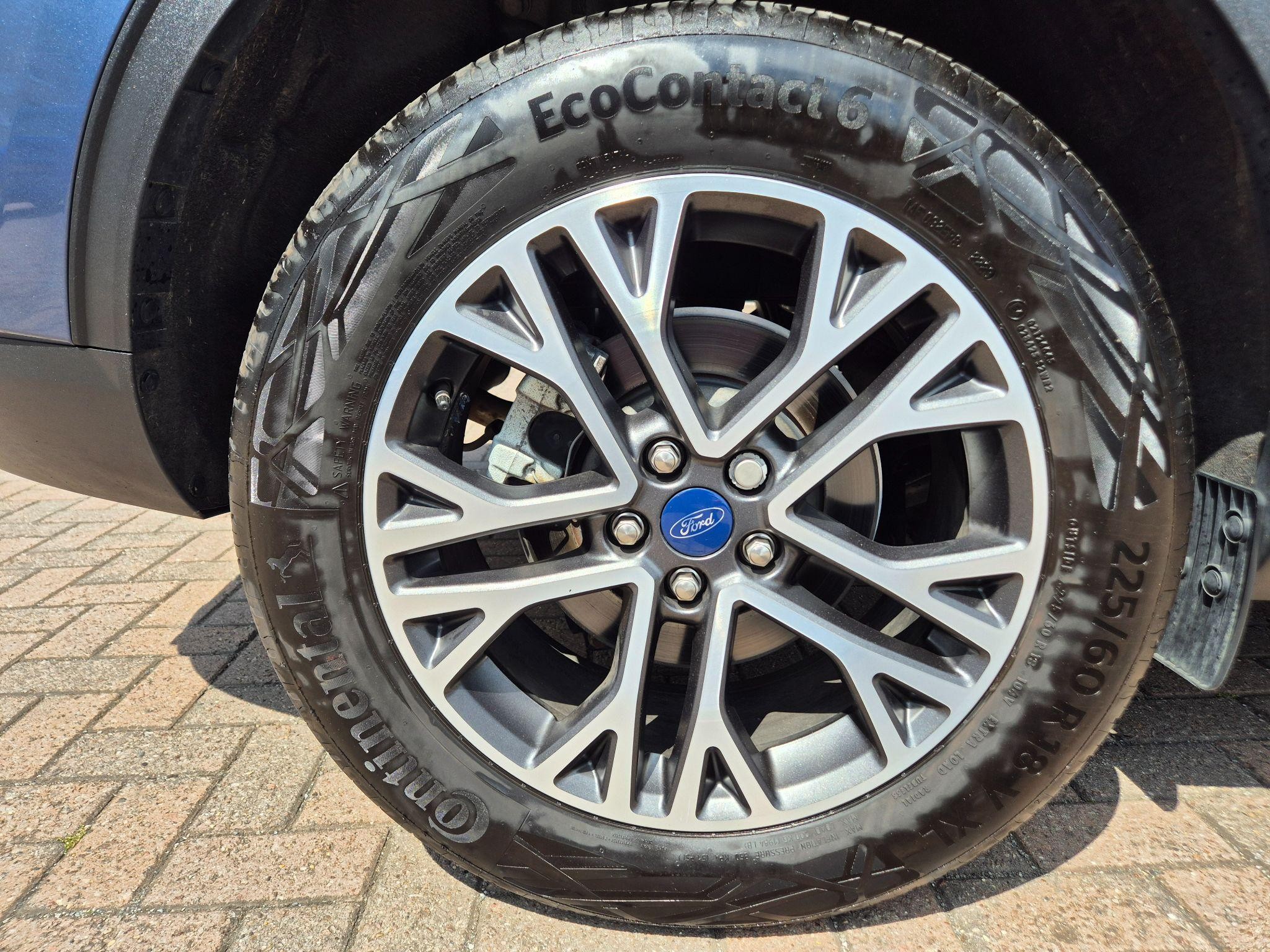 Ford Kuga Image 10