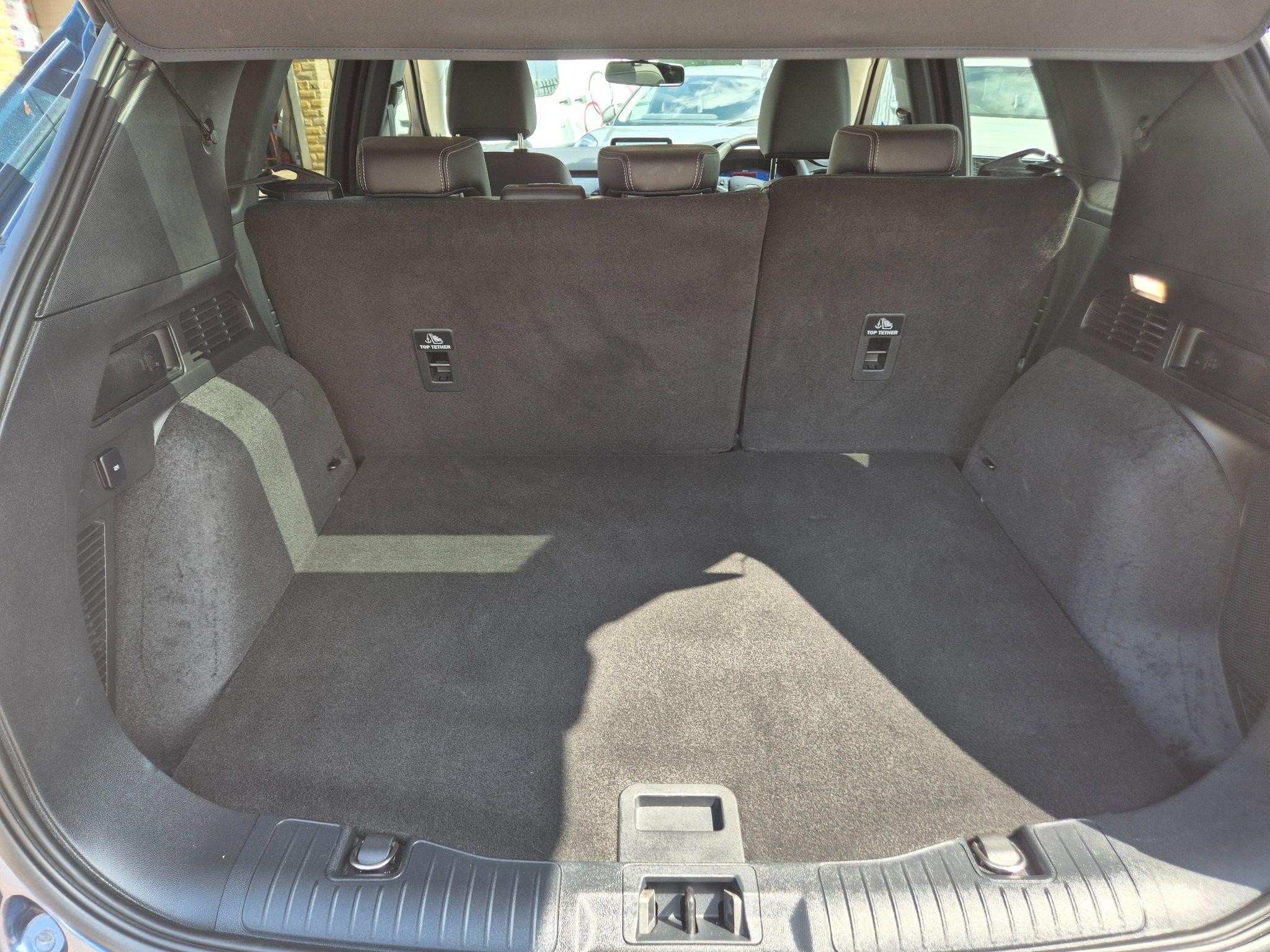 Ford Kuga Image 11