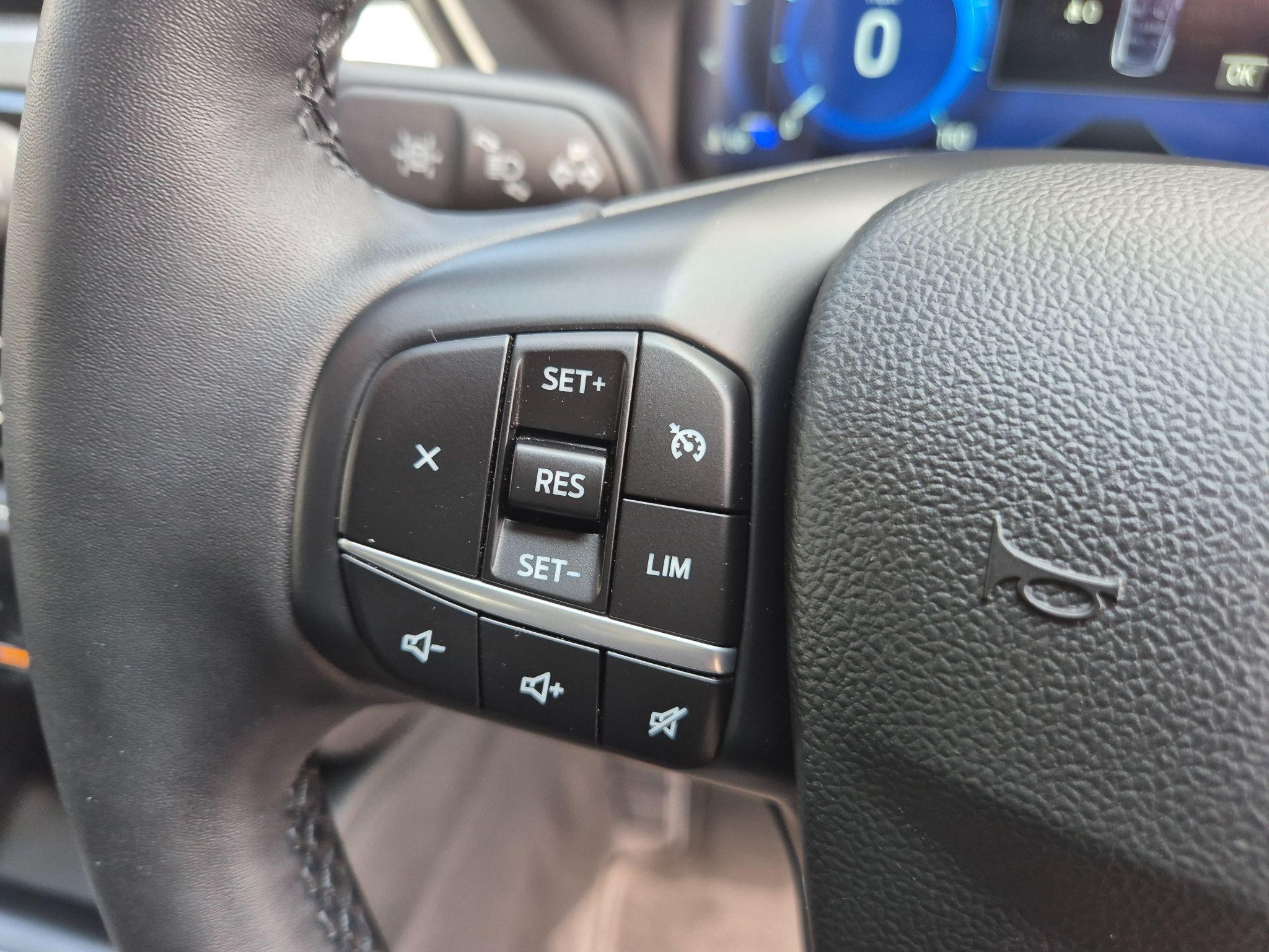 Ford Kuga Image 18