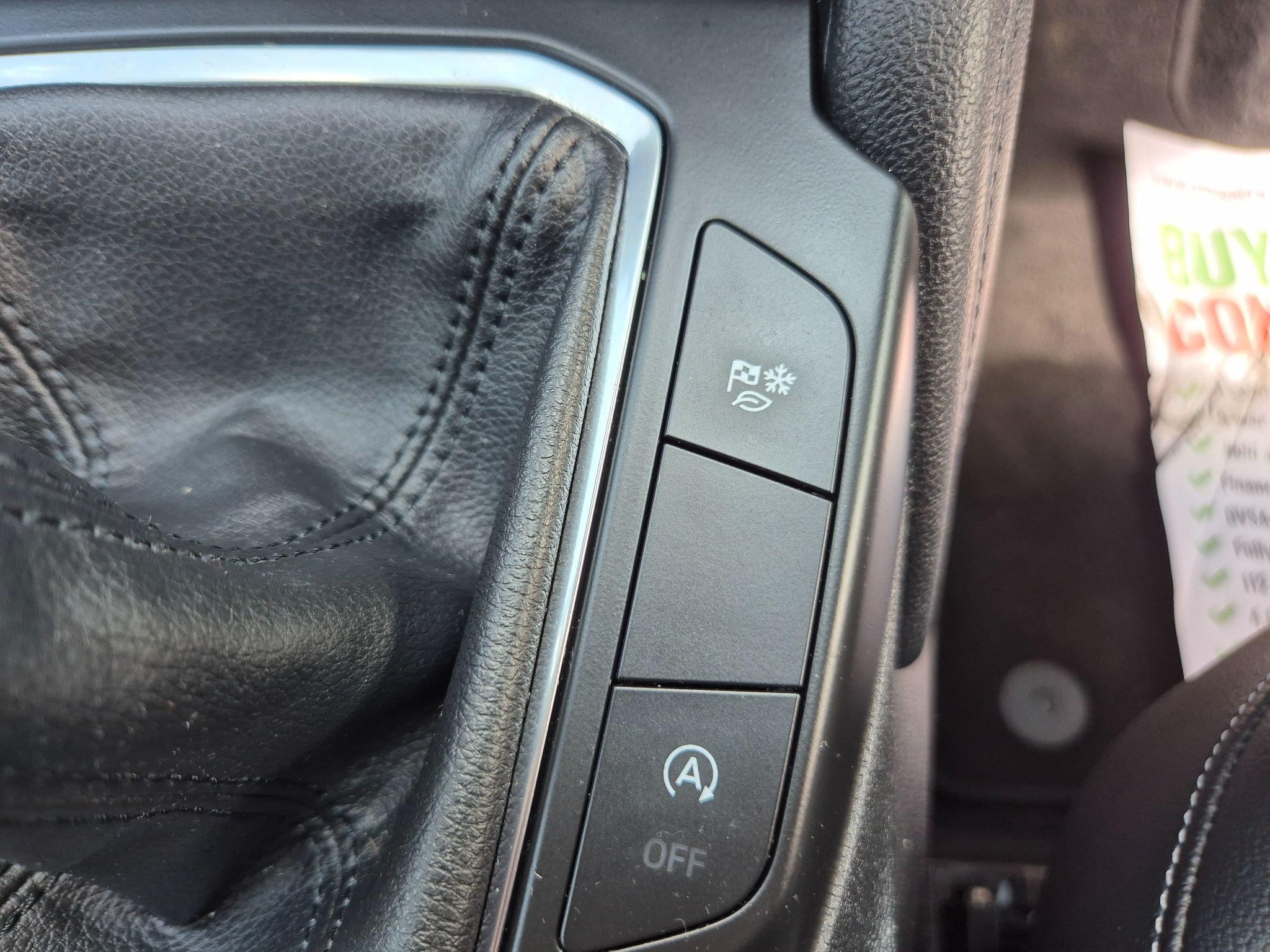 Ford Kuga Image 21