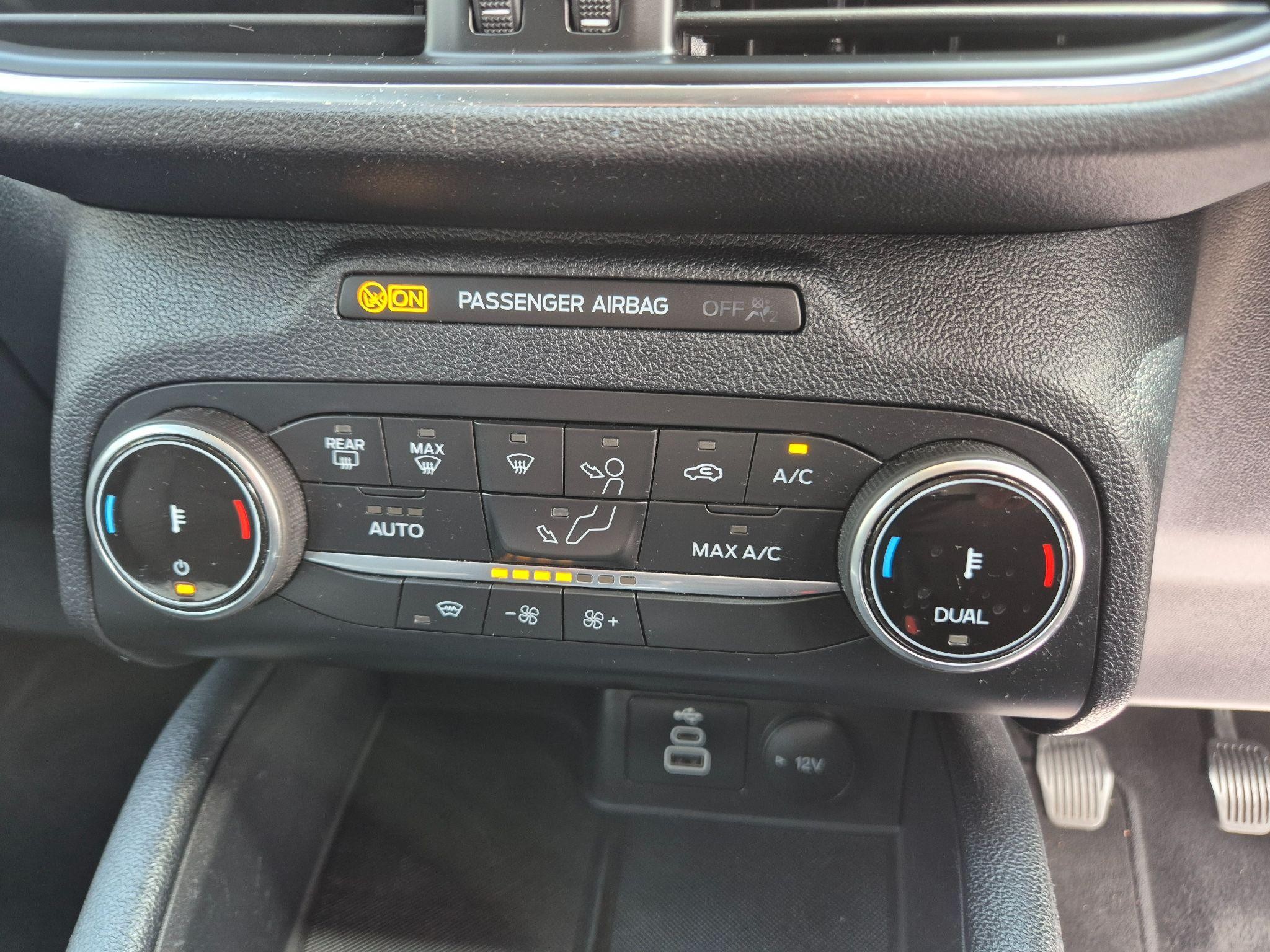 Ford Kuga Image 23