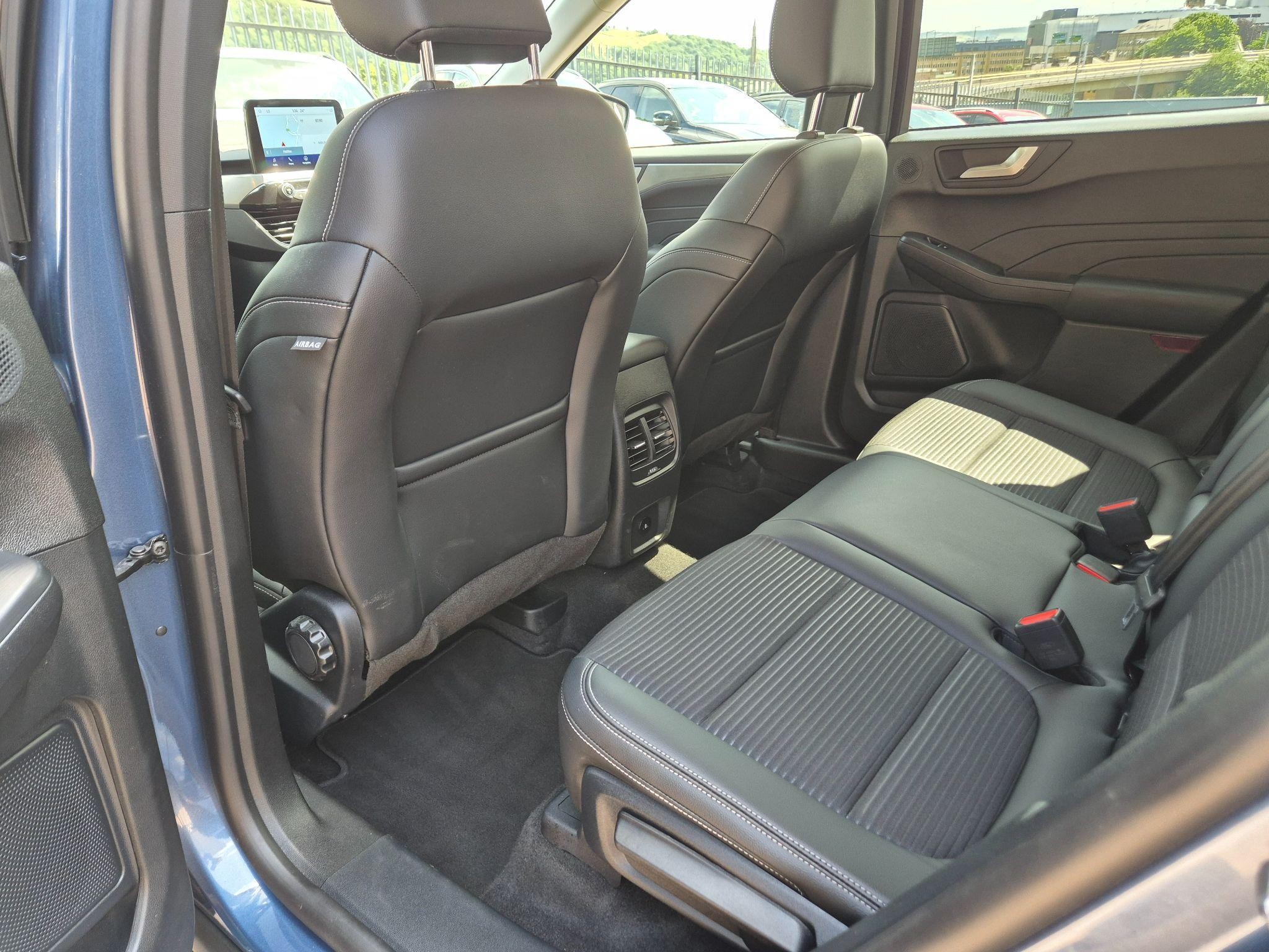Ford Kuga Image 32