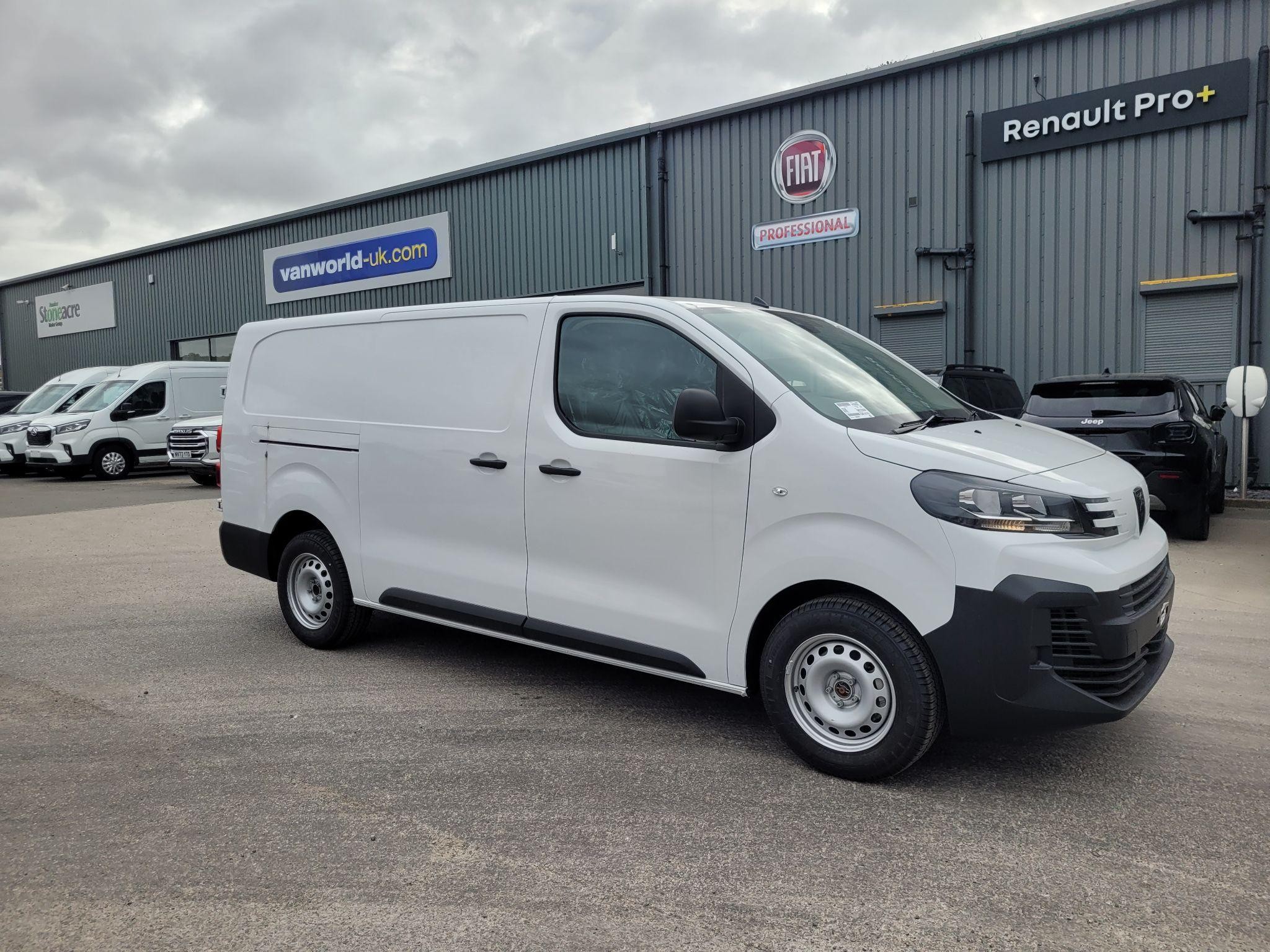 Peugeot Expert Image 1