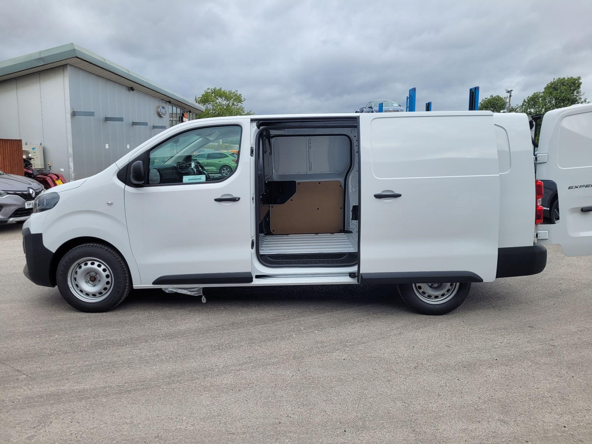 Peugeot Expert Image 3