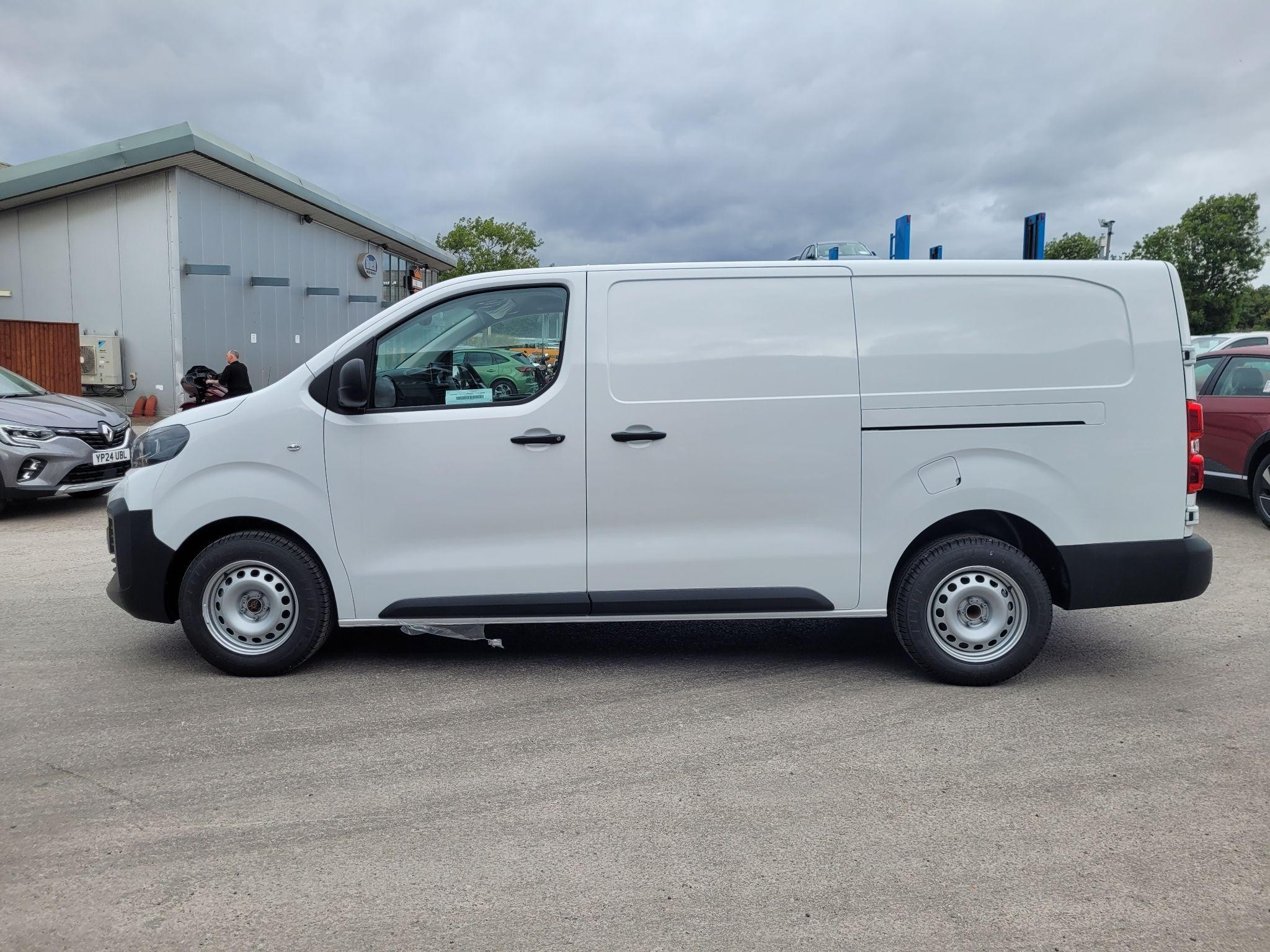 Peugeot Expert Image 6