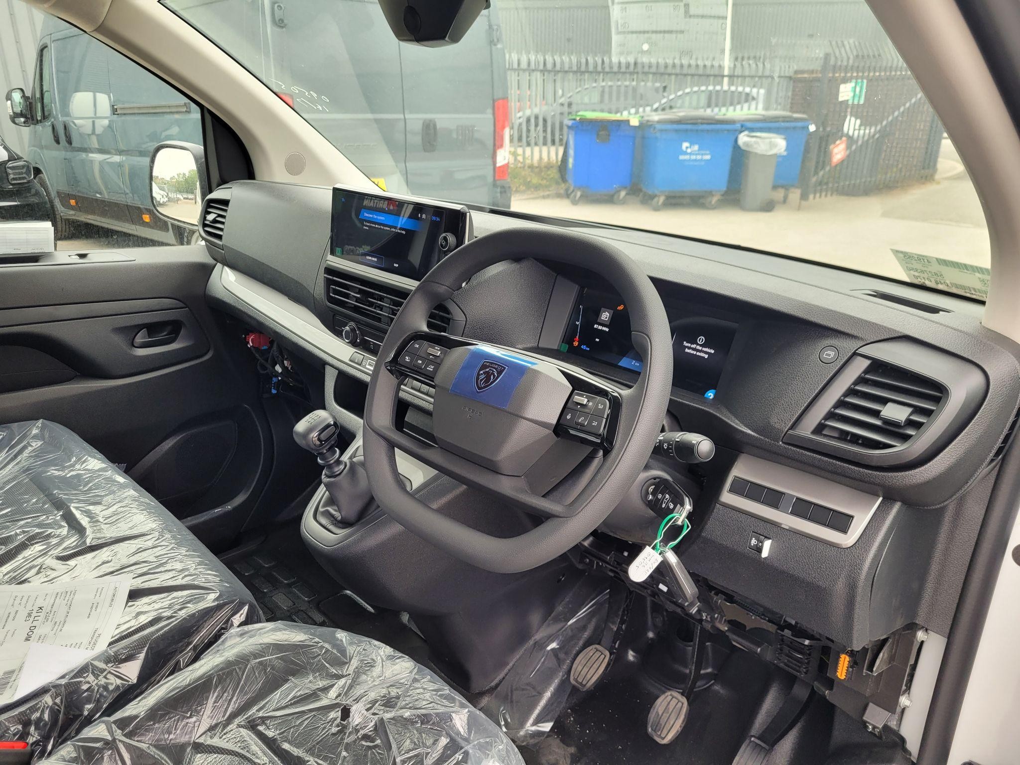 Peugeot Expert Image 8