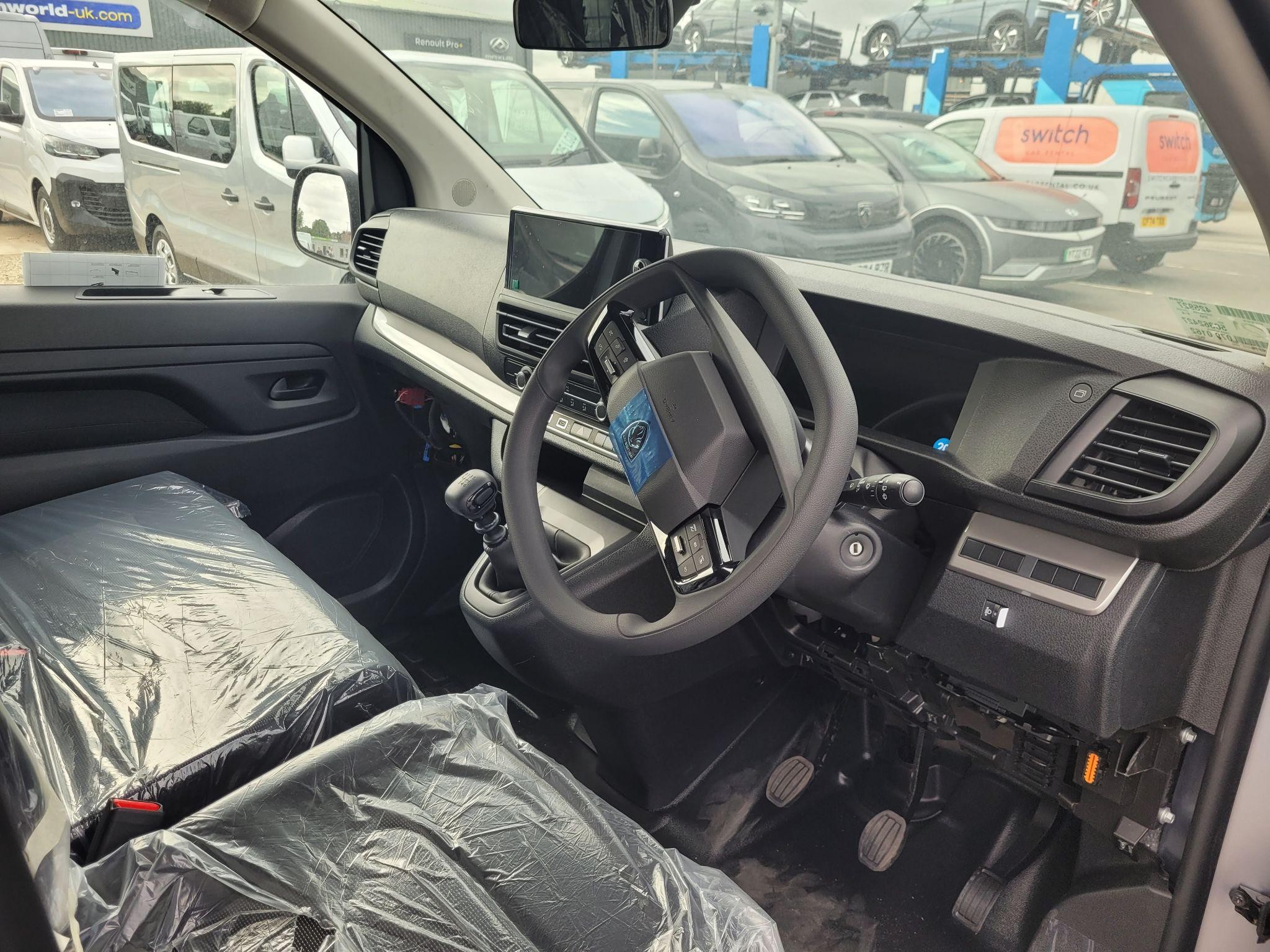 Peugeot Expert Image 9