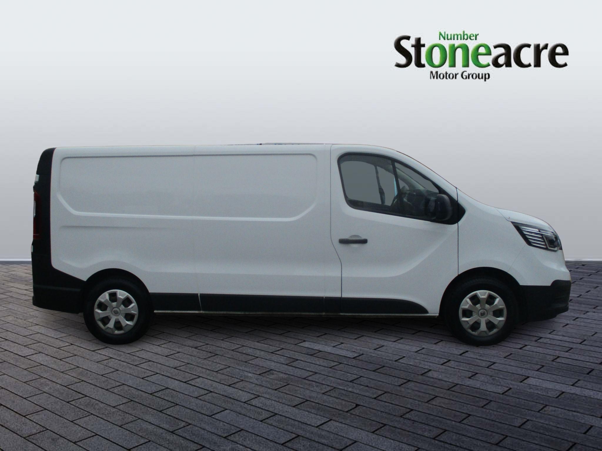 Renault Trafic Image 2