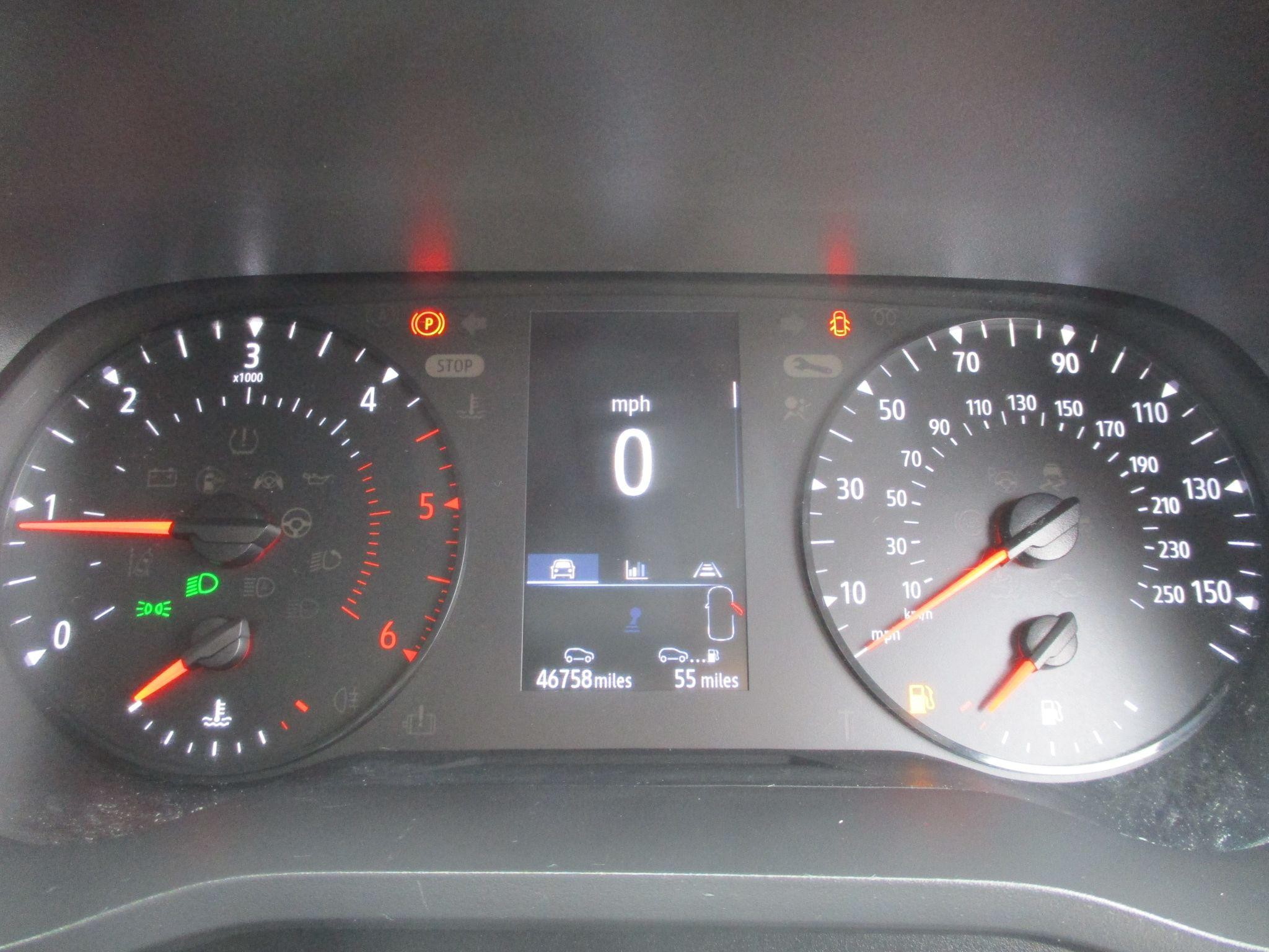 Renault Trafic Image 12